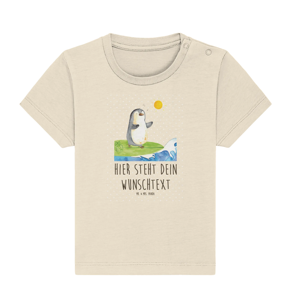 Spersonalizowana koszulka dla niemowląt Pingwin surfista Baby Shirt Grau Mit Wunschname, Modernes Baby Shirt Mit Namen, Baby Shirt Weiß Mit Namen, Baby Shirt Bunt Mit Wunschnamen, Baby Oberteil Mit Namensdruck, Baby Top Mit Namen, Baby Shirt Neutral Mit Namensdruck, Süßes Baby Shirt Mit Wunschnamen, Baby Langarmshirt Mit Wunschnamen, Baby Kurzarmshirt Mit Namen, Baby Pullover Mit Namensgravur, Baby Shirt Pastell Mit Namen, Baby Baumwollshirt Mit Wunschnamen, Personalisierter Baby-Shirt, Baby Shirt Junge Mit Namen, Baby Shirt Geschenk Mit Namen, Baby Shirt Mit Motiv Und Wunschname, Baby Shirt Gestreift Mit Namen, Baby Jerseyshirt Mit Namen, Baby T-Shirt Mit Wunschnamen, Baby Shirt Mit Namen, Baby Shirt Mädchen Mit Wunschname, Baby Shirt Zur Geburt Mit Wunschname, Baby Shirt Mit Aufdruck Und Namen, Baby Bio Shirt Mit Namen, Klassisches Baby Shirt Mit Wunschname, Baby Shirt Erstausstattung Mit Namen, Baby Sweatshirt Mit Namen, Baby Shirt Unisex Mit Namen, Baby Shirt Alltag Mit Namensdruck, Lustiges Baby Shirt Mit Namen, Baby Hemd Mit Wunschname, Pinguin, Wellen, surfen, Hawaii, Urlaub, Pinguine, Portugal, Wellen reiten, Surfer