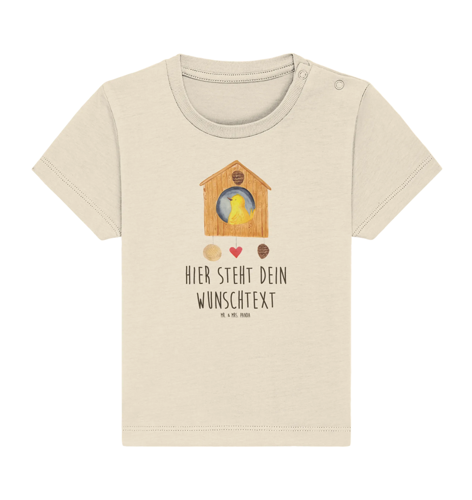 Spersonalizowana koszulka dla niemowląt ptasi domek Strona główna Modernes Baby Shirt Mit Namen, Baby Shirt Weiß Mit Namen, Baby Shirt Mit Aufdruck Und Namen, Baby Shirt Mit Motiv Und Wunschname, Baby Baumwollshirt Mit Wunschnamen, Lustiges Baby Shirt Mit Namen, Klassisches Baby Shirt Mit Wunschname, Baby Shirt Zur Geburt Mit Wunschname, Baby Shirt Grau Mit Wunschname, Baby Oberteil Mit Namensdruck, Baby Shirt Pastell Mit Namen, Baby Shirt Mit Namen, Baby Shirt Unisex Mit Namen, Baby Shirt Alltag Mit Namensdruck, Baby Shirt Bunt Mit Wunschnamen, Baby Sweatshirt Mit Namen, Baby Shirt Geschenk Mit Namen, Baby Shirt Junge Mit Namen, Baby Shirt Neutral Mit Namensdruck, Baby Hemd Mit Wunschname, Baby Top Mit Namen, Baby T-Shirt Mit Wunschnamen, Baby Shirt Gestreift Mit Namen, Baby Shirt Erstausstattung Mit Namen, Süßes Baby Shirt Mit Wunschnamen, Personalisierter Baby-Shirt, Baby Jerseyshirt Mit Namen, Baby Langarmshirt Mit Wunschnamen, Baby Shirt Mädchen Mit Wunschname, Baby Pullover Mit Namensgravur, Baby Kurzarmshirt Mit Namen, Baby Bio Shirt Mit Namen, Tiere, Lustige Sprüche, Gute Laune, Tiermotive, Vogel, Hausbau, Umzug, Einzugsgeschenk, Einzug, Vogelhaus, Geschenk, Haus, Home Sweet Home