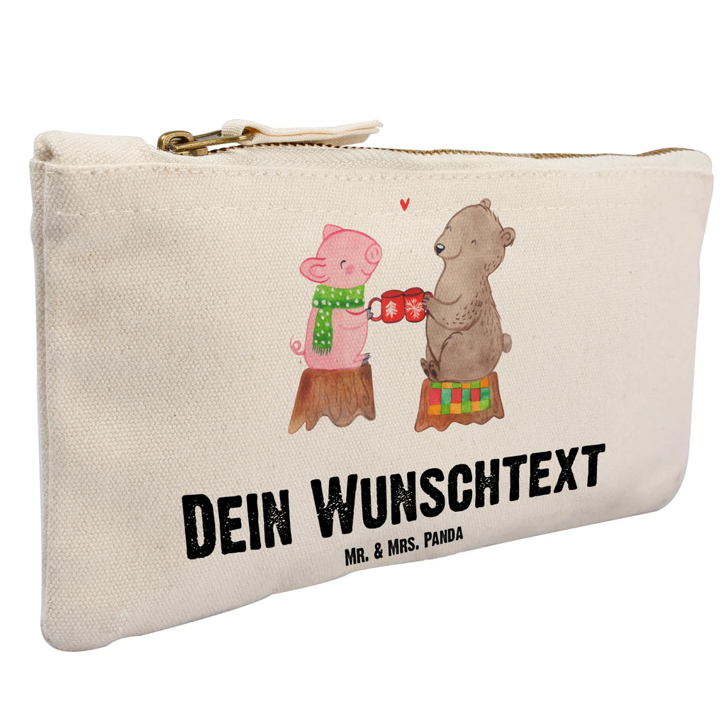 Personalisierte Schminktasche Glühschwein Sause Schminktasche Groß Mit Wunschtext, Make-Up Tasche Mit Name, Schminktasche Mit Reißverschluss Und Namen, Schminktasche Für Teenager Mit Namen, Personalisierte Schminktasche, Schminktasche Mit Wunschtext, Schminktasche Mit Namen, Kosmetiktasche Damen Mit Namen, Kosmetiktasche Organizer Mit Wunschtext, Kosmetiktasche Zum Mitnehmen Mit Namen, Schminktasche Leder Mit Gravur, Stifteaufbewahrung Personalisiert, Schminktasche Zum Aufhängen Mit Name, Schminkbeutel Mit Gravur, Schminktäschchen Mit Initialen, Schminktasche Mit Muster Und Namen, Schminktasche Tiermotiv Mit Namen, Kosmetiktasche Für Handtasche Personalisiert, Kosmetiktasche Personalisiert, Schminktasche Reise Mit Namen, Reise-Kosmetiktasche Mit Name, Schminktasche Nachhaltig Mit Wunschtext, Schminktasche Blumen Mit Initialen, Aufbewahrung Für Schminke Mit Namen, Stiftetasche mit Wunschtext, Schminktasche Für Unterwegs Mit Wunschtext, Kulturbeutel Damen Personalisiert, Schminktasche Geschenk Personalisiert, Schminktasche Mit Fächern Personalisiert, Schminktasche Stoff Mit Namen, Schminktasche Für Unterwegs Mit Personalisierung, Schminktasche Klein Personalisiert, Schminktasche Für Mädchen Mit Wunschtext, Winter, Weihnachten, Weihnachtsdeko, Nikolaus, Advent, Heiligabend, Wintermotiv, Prost, Schwein, Weihnachtszeit, Alles Gute, Bär