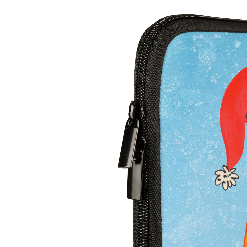 Notebook Tasche Fuchs Weihnachten Notebookhülle, Notebook-Tasche Studenten, Notebook-Tasche Leicht, Notebook-Sleeve, Notebook-Tasche Klassisch, Laptophülle, Laptop-Aktentasche, Notebook-Tasche Ergonomisch, Notebook-Umhängetasche, Notebook-Tasche Aus Canvas, Laptop-Rucksack, Notebook-Tasche Büro, Notebook-Tasche Aus Leder, Notebook-Tasche Modern, Notebook-Tasche Gepolstert, Notebook-Tasche Robust, Notebook-Tasche Minimalistisch, Notebook-Tasche Mit Organizer, Notebook-Tasche Aus Neopren, Notebook-Tasche Slim, Laptop-Umhängetasche, Laptop-Hülle, Notebook-Rucksack, Notebook-Tasche Für Herren, Notebook-Case, Notebook-Aktentasche, Notebook-Tasche Für 15 Zoll, Notebook-Tasche Business, Notebook-Tasche Aus Nylon, Notebook-Tasche Für 13 Zoll, Notebook-Tasche Reisegeeignet, Laptop-Messenger-Bag, Notebook-Tasche Vintage, Laptoptasche, Notebook-Tasche Casual, Notebook-Querträger, ChatGPT:<br />Notebooktasche, Notebook-Tasche Mit Zubehörfach, Notebook-Tasche Wasserfest, Laptop-Sleeve, Notebook-Tasche Für Damen, Notebook-Tasche Mit Schultergurt, Notebook-Tasche Mit Reißverschluss, Laptop-Case, Notebook-Tasche Rucksackstil, Notebook-Tasche Für 17 Zoll, Notebook-Tasche Mit Tragegriff, Weihnachten, Winter, Weihnachtsdeko, Nikolaus, Advent, Heiligabend, Wintermotiv, Füchse, Spruch schön, Fuchs, Weihnachtsmann, Geschenk Weihnachten, Weihnachtszeit