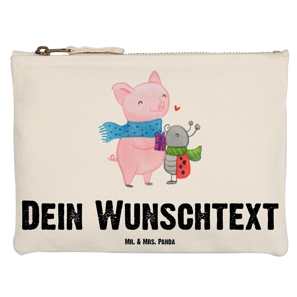 Personalisierte Schminktasche Glühschwein Smörle Schminktasche Nachhaltig Mit Wunschtext, Schminktasche Leder Mit Gravur, Personalisierte Schminktasche, Stiftetasche mit Wunschtext, Schminktasche Klein Personalisiert, Kosmetiktasche Personalisiert, Kosmetiktasche Damen Mit Namen, Schminktasche Zum Aufhängen Mit Name, Stifteaufbewahrung Personalisiert, Kosmetiktasche Für Handtasche Personalisiert, Schminkbeutel Mit Gravur, Make-Up Tasche Mit Name, Schminktasche Für Unterwegs Mit Personalisierung, Kulturbeutel Damen Personalisiert, Schminktasche Mit Fächern Personalisiert, Schminktäschchen Mit Initialen, Reise-Kosmetiktasche Mit Name, Schminktasche Für Teenager Mit Namen, Schminktasche Für Unterwegs Mit Wunschtext, Schminktasche Mit Namen, Schminktasche Mit Wunschtext, Schminktasche Stoff Mit Namen, Schminktasche Reise Mit Namen, Schminktasche Mit Muster Und Namen, Schminktasche Groß Mit Wunschtext, Kosmetiktasche Organizer Mit Wunschtext, Aufbewahrung Für Schminke Mit Namen, Schminktasche Mit Reißverschluss Und Namen, Schminktasche Geschenk Personalisiert, Schminktasche Für Mädchen Mit Wunschtext, Schminktasche Blumen Mit Initialen, Schminktasche Tiermotiv Mit Namen, Kosmetiktasche Zum Mitnehmen Mit Namen, Weihnachten, Winter, Weihnachtsdeko, Nikolaus, Advent, Heiligabend, Wintermotiv, Süßer Marienkäfer Gibt Geschenk, Glühwein Ist Köstlich Spruch, Marienkäfer in Winterkleidung, Handgezeichnetes Glühschwein, Glühwein Liebhaber Geschenk, Herzliches Marienkäfer Motiv, Romantische Geschenkidee Glühwein, Winterlicher Glühwein Spruch, Kreatives Glühschwein Design, Smörle Der Stolze Marienkäfer