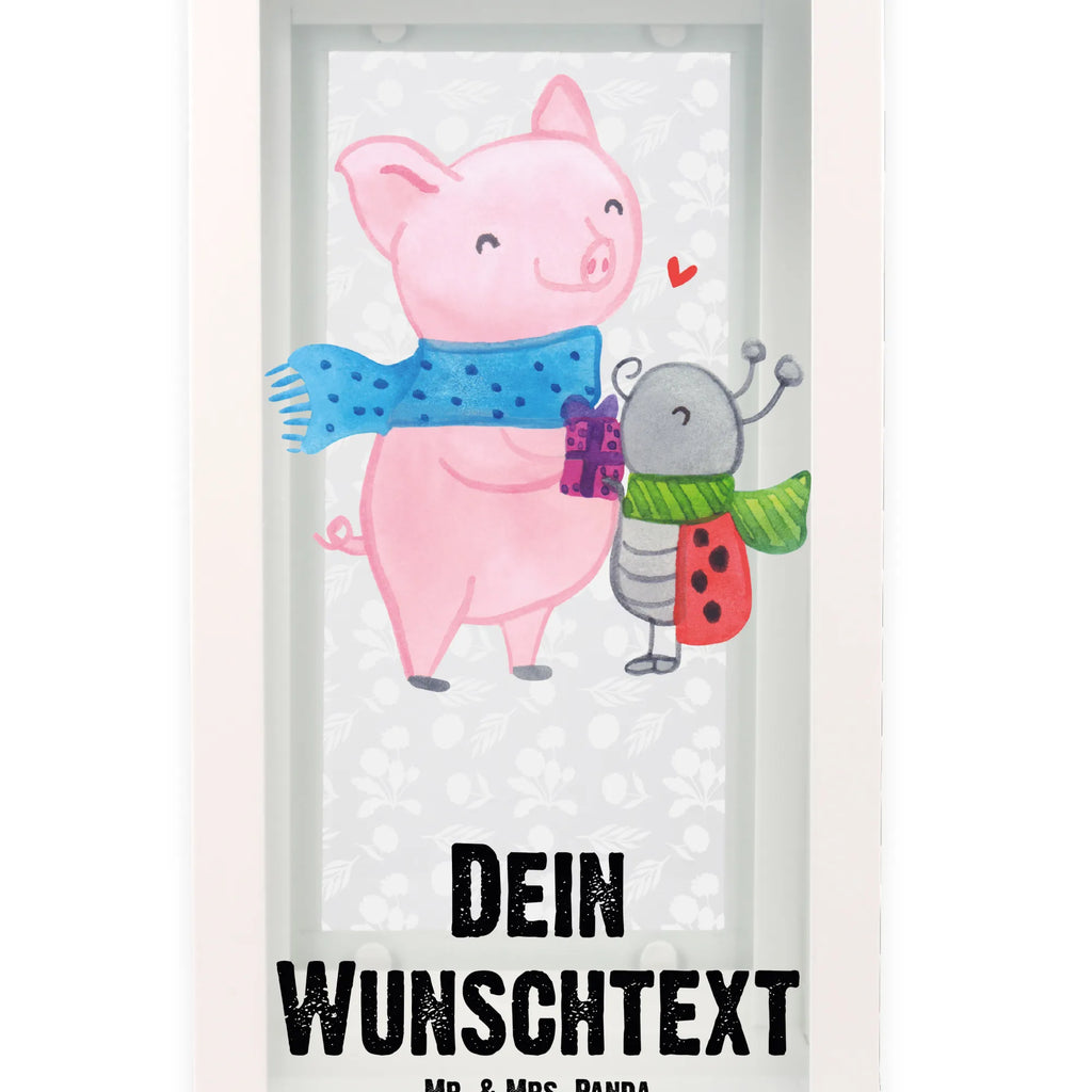 Personalisierte Deko Laterne Glühschwein Smörle Wetterfeste Laterne Mit Wunschname, Laterne Mit Blumenmotiv Und Wunschname, Weiße Laterne Mit Wunschname, Windlicht, Shabby-Chic-Laterne Mit Wunschname, Pastellfarbene Laterne Mit Namensdruck, Lichterlaterne Mit Wunschname, Romantische Laterne Mit Wunschname, Laterne Mit Griff Und Wunschname, Innenraum-Laterne Mit Namen, Metall Laterne, Holzlaterne Mit Namensdruck, Klassische Laterne Mit Namensgravur, Laterne Mit Sternenmuster Und Namen, Metalllaterne Mit Namen, LED-Laterne Mit Namensgravur, Landhausstil-Laterne Mit Namen, Minimalistische Laterne Mit Namen, Leuchten, Orientalische Laterne Mit Namensdruck, Glaslaterne Mit Wunschname, Personalisierte Deko Laterne, Kerzenlaterne Mit Namensdruck, Hängelaterne Mit Namensgravur, Gartenlaterne Personalisiert, Stellbare Laterne Mit Namen, Motivlaterne Mit Namensgravur, Laternen-Set Personalisiert, Vintage-Laterne Personalisiert, Kleine Laterne Mit Namensdruck, Beleuchtete Laterne Mit Namen, XXL-Laterne Mit Wunschname, Hängeleuchte, Tischlaterne Mit Wunschname, Deko Laterne, Laternenwindlicht Mit Namen, Maritim-Laterne Mit Wunschname, Lichterkettenlaterne Mit Namen, Windlichtlaterne Mit Namensgravur, Teelichthalter Laterne Mit Wunschname, Laterne Deko Mit Namen, Rustikale Laterne Mit Namensgravur, Outdoor-Laterne Mit Wunschname, Deko Laterne Mit Namen, Moderne Laterne Mit Namen, Hängelaterne Deko Mit Namen, Skandinavische Laterne Mit Namen, Spiegelglas-Laterne Mit Namensdruck, Terrasse-Laterne Mit Wunschnamen, Dekolaterne Mit Wunschname, Weihnachten, Winter, Weihnachtsdeko, Nikolaus, Advent, Heiligabend, Wintermotiv, Romantische Geschenkidee Glühwein, Glühwein Liebhaber Geschenk, Glühwein Ist Köstlich Spruch, Handgezeichnetes Glühschwein, Kreatives Glühschwein Design, Marienkäfer in Winterkleidung, Smörle Der Stolze Marienkäfer, Süßer Marienkäfer Gibt Geschenk, Herzliches Marienkäfer Motiv, Winterlicher Glühwein Spruch