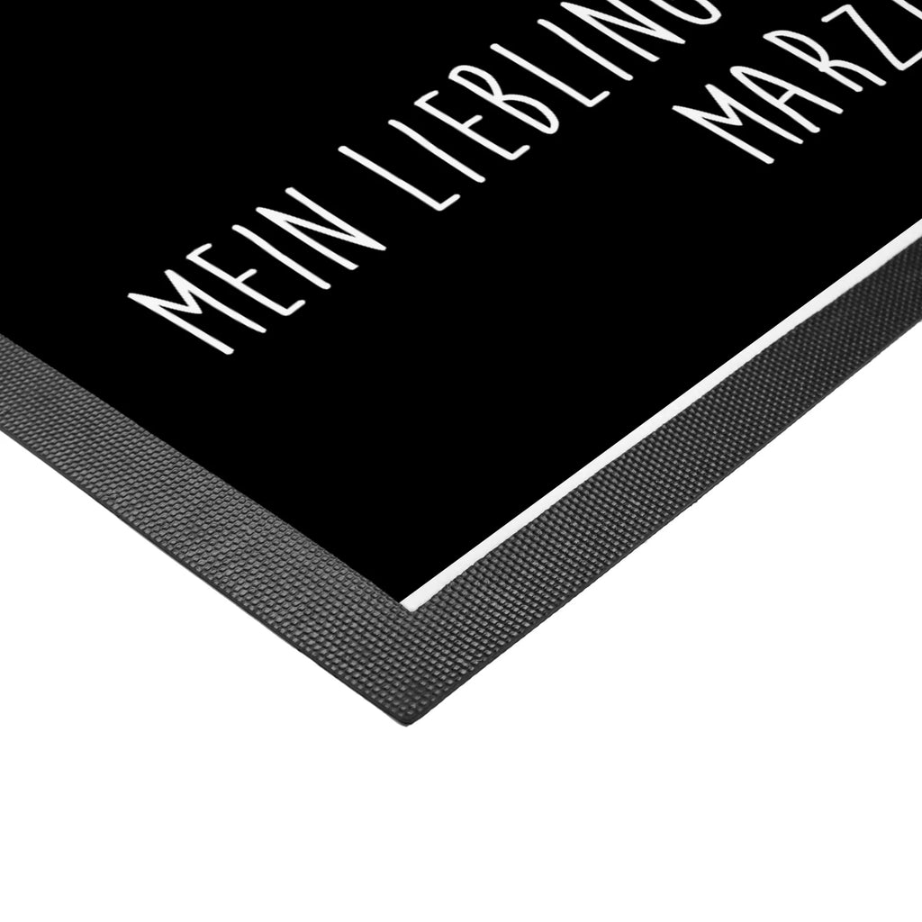 Fußmatte Smörle Rodeln fußmatte, sauberlaufmatten, Schmutzmatte, schmutzfangmatten, Schmutzfangteppich, Eingangsmatte, Haustürmatte, Eingangsteppich, außenmatte, Fußabstreifer, flurmatte, Schmutzfangmatte, Abtretmatte, hausmatte, Fußabtreter, matte haustür, Sauberlaufmatte, Schmutzfänger, Türvorleger, Schuhabstreifer, Fussmatte, Fußmatten, abstreifer, Türmatte, türmatten, Abtreter, Weihnachten, Winter, Weihnachtsdeko, Nikolaus, Advent, Heiligabend, Wintermotiv, Schlittenfahren, Marzipan, Smörle