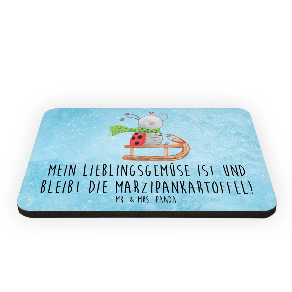 Magnet Smörle Rodeln Whiteboard Magnet, Dekomagnet, Kühlschrank Dekoration, Kühlschrankmagnet, Notiz Magnet, Pinnwandmagnet, Motivmagnete, Souvenir Magnet, Winter, Weihnachten, Weihnachtsdeko, Nikolaus, Advent, Heiligabend, Wintermotiv, Smörle, Schlittenfahren, Marzipan