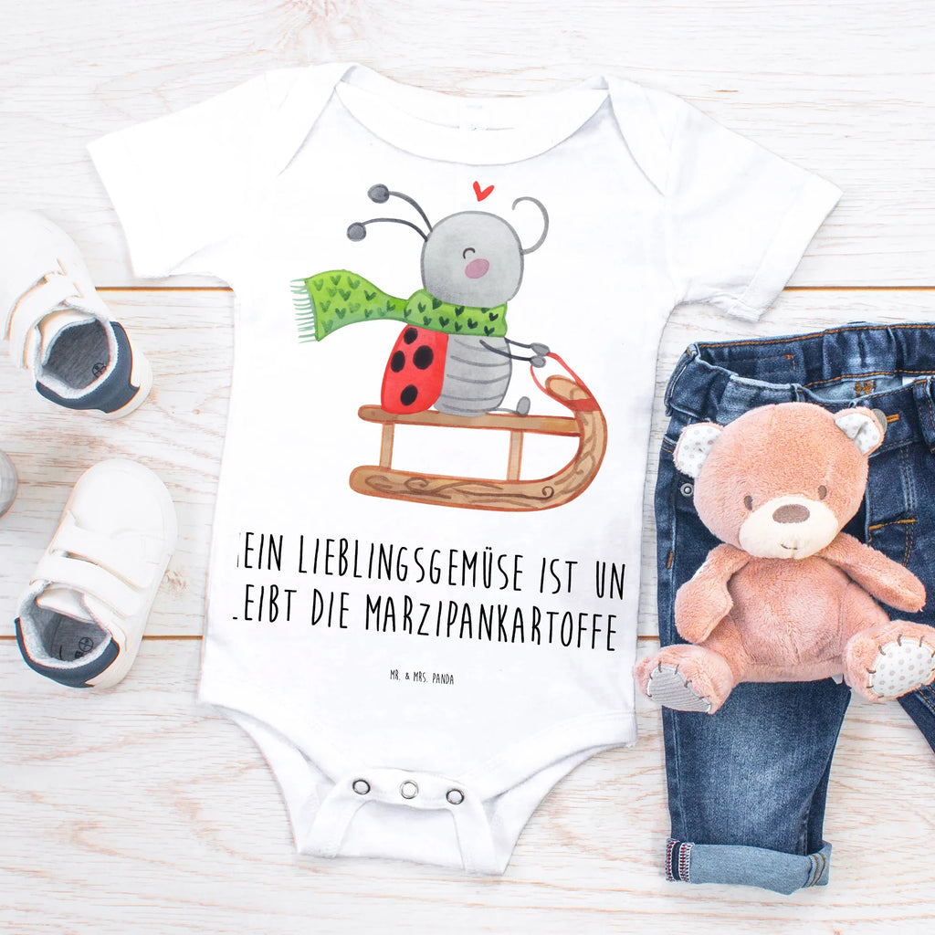 Body dla niemowląt Smörle jazda na sankach Wickelbody, Baby-Body, Baby-Kleidung, Babykleidung, Babystrampler, Strampler, Baby-Overall, Baby-Romper, Kurzarm-Strampler, Baby-Strampler, Baby Erstausstattung, Winter, Weihnachten, Weihnachtsdeko, Nikolaus, Advent, Heiligabend, Wintermotiv, Schlittenfahren, Smörle, Marzipan