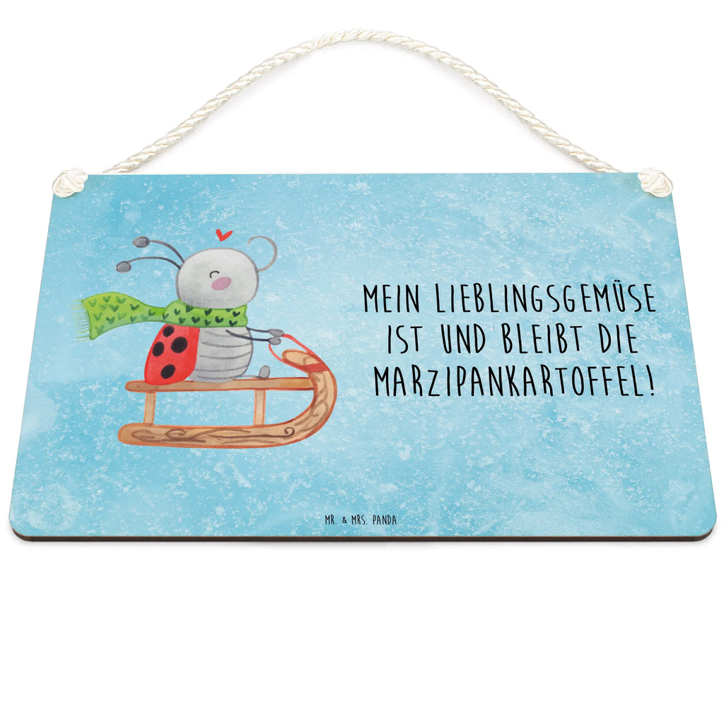 Deko Schild Smörle Rodeln Deko Wandtafel, wandhänger, Motivschild, dekotafel, Badschild, dekoration schild, Wandschild, dekoschilder, Küchenschild, holzbild, Deko Schild, Spruchschild, hängeschild, Dekoschild, sprüche schild, Schild mit Spruch, wandtafel, Schild, Türschild, Holztafel, Holzschild, Türschild Familie, Weihnachten, Weihnachtsdeko, Nikolaus, Advent, Heiligabend, Wintermotiv, Winter, Marzipan, Schlittenfahren, Smörle