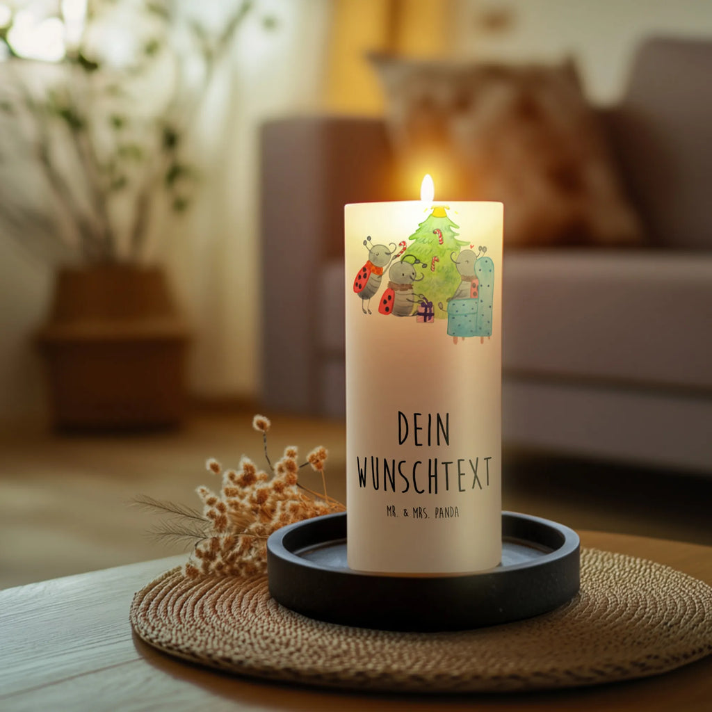 Personalisierte Kerze Weihnachten Smörle Kommunionkerze Mit Namen, Personalisierte Kerze, Bienenwachskerze Mit Wunschname, Gastgeschenk Kerze Mit Namen, Fair-Trade-Kerze Mit Namensgravur, Votivkerze Mit Wunschname, Adventskerze Mit Wunschname, Kerzen-Set Mit Namensgravur, Streukerze Mit Namensdruck, Schwimmkerze Mit Namen, Glas-Kerze Mit Wunschname, Blockkerze Mit Namensdruck, Teelicht Mit Namensdruck, Tafelkerze Mit Wunschname, Grabkerze Mit Namensgravur, Handgegossene Kerze Mit Namen, Duftkerze Mit Namen, Kerze Für Geburtstag Mit Wunschname, Andachtskerze Mit Namensgravur, Tischkerze Mit Namensdruck, Firmungskerze Mit Wunschname, Sojawachskerze Mit Namensdruck, Laternenkerze Mit Namensdruck, Kerze Mit Namen, Metall-Kerze Mit Namensgravur, Kerze Mit Prägung Und Wunschname, LED-Kerze Mit Wunschname, Kerze Mit Spruch Und Namen, Handgemachte Kerze Mit Wunschname, Kerze Für Hochzeit Mit Namensgravur, Stabkerze Mit Gravur, Bio-Kerze Mit Wunschname, Stearinkerze Mit Gravur, Gedenkkerze Mit Namen, Trauerkerze Mit Namen, Taufekerze Mit Namensgravur, Holz-Kerze Mit Namen, Stumpenkerze Mit Namensgravur, Outdoor-Kerze Mit Namensgravur, Osterkerze Mit Namen, Weihnachtskerze Mit Namensgravur, Gartenkerze Mit Namen, Weihnachten, Winter, Weihnachtsdeko, Nikolaus, Advent, Heiligabend, Wintermotiv, Geschenk, Weihnachtsbaum, Pfefferminzstange, Tannennadeln