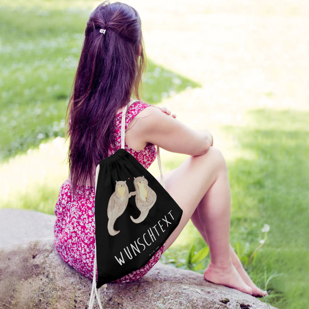 Personalisierter Sportbeutel Otter händchenhaltend Sportbeutel Selbst Gestalten, Großer Sportbeutel Mit Wunschtext, Sportbeutel Bedruckt Mit Wunschtext, Faltbarer Sportbeutel Mit Text, Sportbeutel Geschenk Mit Namen, Sportbeutel Mit Initialen, Kleiner Sportbeutel Mit Namen, Baumwoll Sportbeutel Personalisiert, Turnbeutel Mit Wunschtext, Waschbarer Sportbeutel Mit Wunschtext, Öko Sportbeutel Mit Wunschtext, Sportbeutel Jungen Personalisiert, Sportrucksack Mit Namen, Bunter Sportbeutel Mit Namen, Sportbeutel Mit Aufdruck, Sportbeutel Für Damen Mit Namen, Sportbeutel Mit Spruch, Turnbeutel Personalisiert Mit Namen, Sportbeutel Für Herren Mit Wunschtext, Turnbeutel Mit Namen, Sportbeutel Kinder Mit Namen, Turnbeutel Kindergarten Mit Wunschtext, Sportbeutel Schule Personalisiert, Sportbeutel Mit Wunschtext, Gymbag Mit Wunschtext, Sportbeutel Personalisiert, Personalisierter Sportbeutel, Turnbeutel Kita Mit Namen, Leichter Sportbeutel Mit Namen, Sportbeutel Mit Liebevollem Spruch, Schwarzer Sportbeutel Personalisiert, Sportbeutel Mädchen Mit Wunschtext, Sportbeutel Mit Namen, Otter, Fischotter, Seeotter, Otter Seeotter See Otter