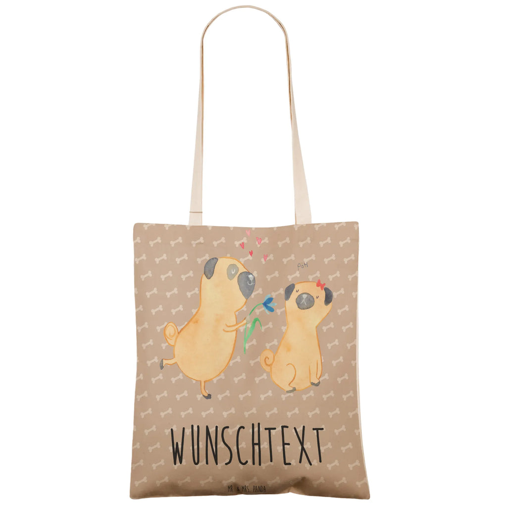 Personalisierte Einkaufstasche Mops verliebt Tragetasche Für Damen Mit Namen, Nachhaltige Tragetasche Personalisiert, Große Tragetasche Mit Namen, Tragetasche Selbst Gestalten, Design Tragetasche Personalisiert, Tragetasche Mit Initialen, Umweltfreundliche Tragetasche Mit Namen, Tragetasche Personalisiert, Tragetasche Mit Motiv Und Wunschtext, Jutetasche Mit Wunschtext, Tragetasche Bedruckt Mit Wunschtext, Personalisierte Tragetasche, Vintage Tragetasche Mit Wunschtext, Faltbare Tragetasche Mit Wunschtext, Lustige Tragetasche Mit Text, Tragetasche Mit Text, Tragetasche Mit Spruch, Kleine Tragetasche Mit Text, Tragetasche Für Einkäufe Personalisiert, Tragetasche Mit Namen, Leinentasche Mit Gravur, Tragetasche Für Alltag Mit Text, Tragetasche Für Schule Mit Wunschtext, Stofftasche Mit Wunschtext, Tragetasche Für Herren Personalisiert, Einkaufstasche Personalisiert, Tragetasche Für Büro Mit Namen, Tragetasche Mit Personalisierung, Baumwolltasche Mit Namen, Tragetasche Mit Wunschtext, Bunte Tragetasche Mit Namen, Tragetasche Modern Mit Gravur, Tragetasche Für Kinder Mit Wunschtext, Wiederverwendbare Tragetasche Mit Wunschtext, Tragetasche Als Geschenk Mit Wunschtext, Hund, Hundemotiv, Haustier, Hunderasse, Tierliebhaber, Hundebesitzer, Sprüche, Möpse, Hundeliebe, Mops, verliebt, Geschenk Freund, Liebesspruch. Verlobt, Liebe, Partner