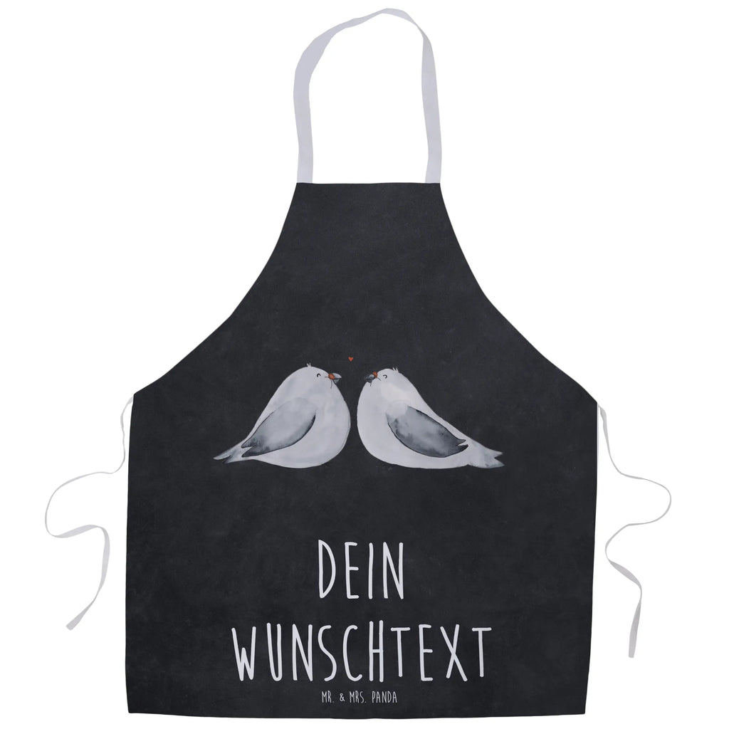 Personalisierte Kochschürze Turteltauben Liebe Schürze Aus Leinen Mit Wunschtext, Pflegeleichte Schürze Mit Namen, Grillschürze Mit Namen, Schürze Zum Kochen Mit Namen, Unisex Schürze Mit Wunschtext, Geschenk Schürze Mit Wunschtext, Schürze Mit Spruch Und Namen, Grillparty Schürze Mit Namen, Schürze Für Hobbykoch Mit Namen, Alltagsschürze Mit Wunschtext, Kinderschürze Personalisiert, Backschürze Mit Wunschtext, Baumwollschürze Mit Namen, Damen Schürze Mit Namen, Lustige Schürze Mit Wunschtext, Handgemachte Schürze Mit Namen, Design Schürze Mit Personalisierung, Schürze Für Profikoch Mit Wunschtext, Küchenschürze Mit Gravur, Schürze Für Weihnachten Personalisiert, Kochschürze Mit Wunschtext, Geburtstagsschürze Mit Namen, Klassische Küchenschürze Mit Namen, Schürze Zum Grillen Personalisiert, Schürze Aus Polyester Personalisiert, Latzschürze Mit Personalisierung, Moderne Grillschürze Mit Namen, Schürze Für Küche Mit Wunschtext, Kochschürze Mit Namen, Personalisierte Kochschürze, Herren Schürze Mit Wunschtext, Liebe, Partner, Freund, Freundin, Ehemann, Ehefrau, Heiraten, Verlobung, Heiratsantrag, Liebesgeschenk, Jahrestag, Hocheitstag, Verheiratet, Liebesbeweis, Turteltäubchen, Tauben, Hochzeitstag, Geschenk Hochzeit, Geschenk Freund, Verlobt, Geschenk Freundin, Verliebt, Turteltauben