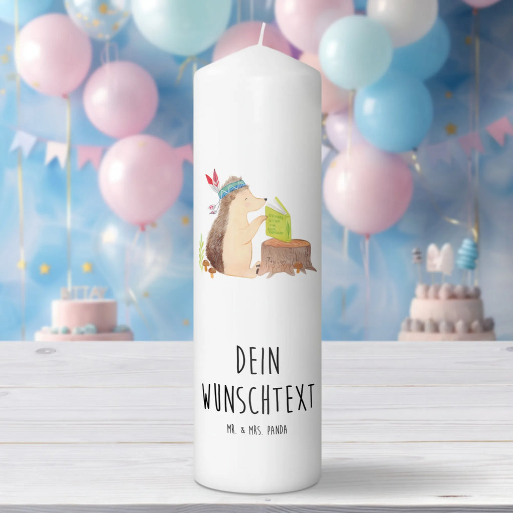 Personalisierte Kerze Igel Indianer Kommunionkerze Mit Namen, Kerze Für Hochzeit Mit Namensgravur, Metall-Kerze Mit Namensgravur, Teelicht Mit Namensdruck, Stearinkerze Mit Gravur, Grabkerze Mit Namensgravur, Schwimmkerze Mit Namen, Gedenkkerze Mit Namen, Osterkerze Mit Namen, Laternenkerze Mit Namensdruck, Kerze Mit Spruch Und Namen, Outdoor-Kerze Mit Namensgravur, Kerze Mit Namen, Gartenkerze Mit Namen, Tafelkerze Mit Wunschname, Kerze Für Geburtstag Mit Wunschname, Adventskerze Mit Wunschname, Fair-Trade-Kerze Mit Namensgravur, Votivkerze Mit Wunschname, Kerze Mit Prägung Und Wunschname, Duftkerze Mit Namen, Handgegossene Kerze Mit Namen, Bienenwachskerze Mit Wunschname, Trauerkerze Mit Namen, Sojawachskerze Mit Namensdruck, Personalisierte Kerze, Gastgeschenk Kerze Mit Namen, Stumpenkerze Mit Namensgravur, Firmungskerze Mit Wunschname, Blockkerze Mit Namensdruck, Kerzen-Set Mit Namensgravur, LED-Kerze Mit Wunschname, Holz-Kerze Mit Namen, Taufekerze Mit Namensgravur, Glas-Kerze Mit Wunschname, Tischkerze Mit Namensdruck, Andachtskerze Mit Namensgravur, Weihnachtskerze Mit Namensgravur, Stabkerze Mit Gravur, Bio-Kerze Mit Wunschname, Streukerze Mit Namensdruck, Handgemachte Kerze Mit Wunschname, Waldtiere, Tiere, Abenteuer, Igel, Indianer, Camping, Lagerfeuer