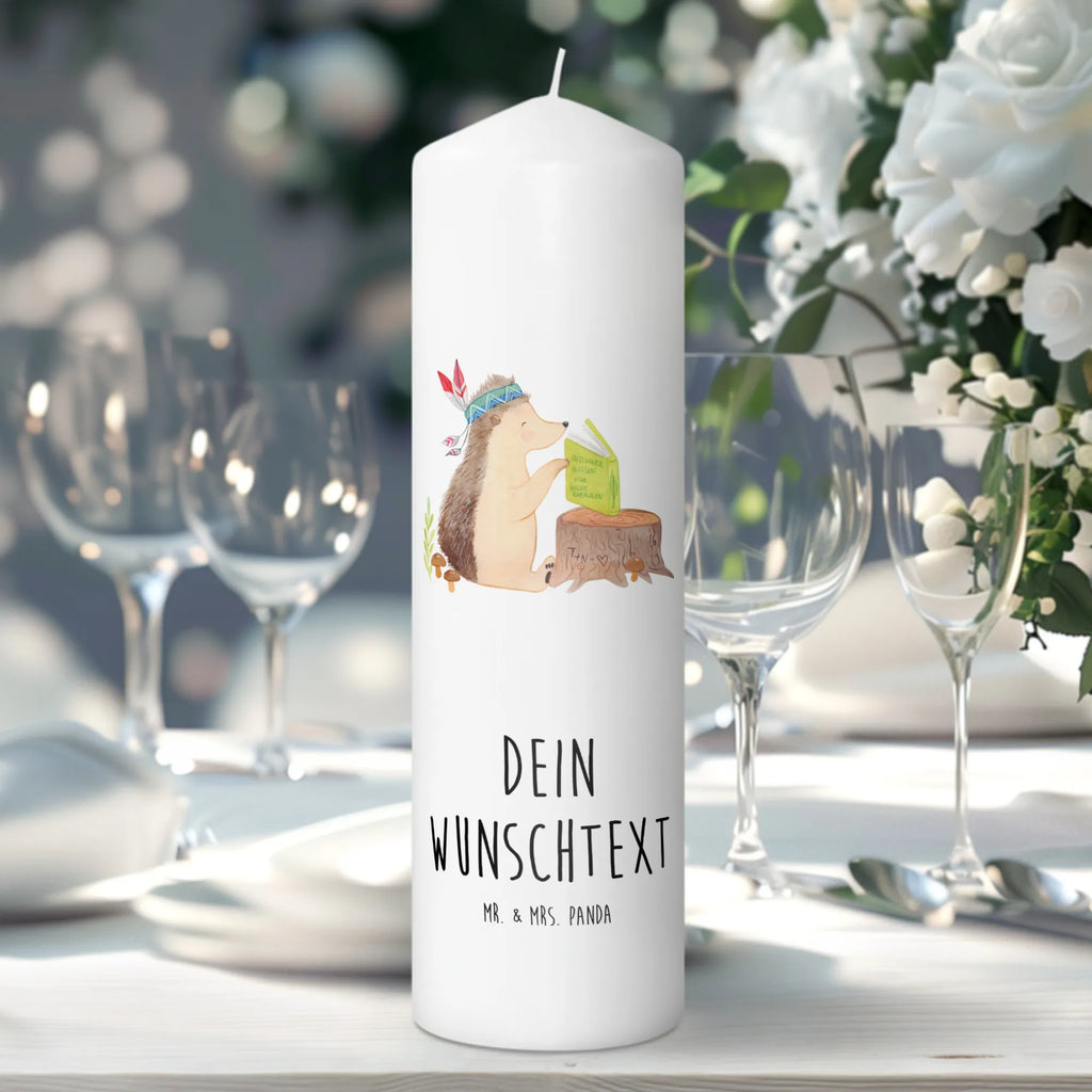 Personalisierte Kerze Igel Indianer Kommunionkerze Mit Namen, Kerze Für Hochzeit Mit Namensgravur, Metall-Kerze Mit Namensgravur, Teelicht Mit Namensdruck, Stearinkerze Mit Gravur, Grabkerze Mit Namensgravur, Schwimmkerze Mit Namen, Gedenkkerze Mit Namen, Osterkerze Mit Namen, Laternenkerze Mit Namensdruck, Kerze Mit Spruch Und Namen, Outdoor-Kerze Mit Namensgravur, Kerze Mit Namen, Gartenkerze Mit Namen, Tafelkerze Mit Wunschname, Kerze Für Geburtstag Mit Wunschname, Adventskerze Mit Wunschname, Fair-Trade-Kerze Mit Namensgravur, Votivkerze Mit Wunschname, Kerze Mit Prägung Und Wunschname, Duftkerze Mit Namen, Handgegossene Kerze Mit Namen, Bienenwachskerze Mit Wunschname, Trauerkerze Mit Namen, Sojawachskerze Mit Namensdruck, Personalisierte Kerze, Gastgeschenk Kerze Mit Namen, Stumpenkerze Mit Namensgravur, Firmungskerze Mit Wunschname, Blockkerze Mit Namensdruck, Kerzen-Set Mit Namensgravur, LED-Kerze Mit Wunschname, Holz-Kerze Mit Namen, Taufekerze Mit Namensgravur, Glas-Kerze Mit Wunschname, Tischkerze Mit Namensdruck, Andachtskerze Mit Namensgravur, Weihnachtskerze Mit Namensgravur, Stabkerze Mit Gravur, Bio-Kerze Mit Wunschname, Streukerze Mit Namensdruck, Handgemachte Kerze Mit Wunschname, Waldtiere, Tiere, Abenteuer, Igel, Indianer, Camping, Lagerfeuer