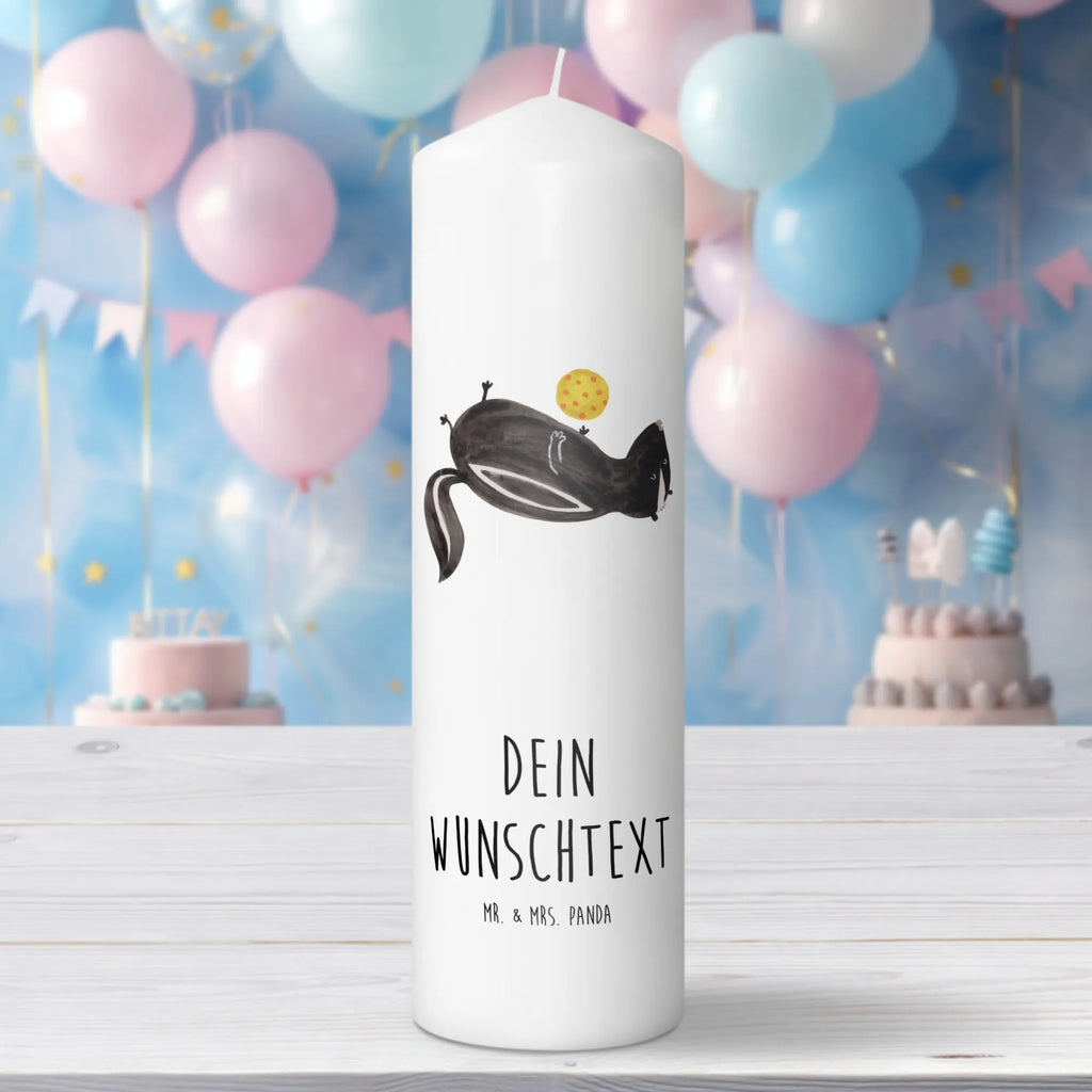 Personalised candle skunk ball Bienenwachskerze Mit Wunschname, Kerze Mit Spruch Und Namen, Bio-Kerze Mit Wunschname, Kommunionkerze Mit Namen, Kerze Für Hochzeit Mit Namensgravur, Taufekerze Mit Namensgravur, Duftkerze Mit Namen, Personalisierte Kerze, Trauerkerze Mit Namen, Kerzen-Set Mit Namensgravur, Firmungskerze Mit Wunschname, Grabkerze Mit Namensgravur, Gastgeschenk Kerze Mit Namen, Blockkerze Mit Namensdruck, Andachtskerze Mit Namensgravur, Kerze Mit Namen, Streukerze Mit Namensdruck, Laternenkerze Mit Namensdruck, Votivkerze Mit Wunschname, Glas-Kerze Mit Wunschname, Stearinkerze Mit Gravur, Stumpenkerze Mit Namensgravur, Holz-Kerze Mit Namen, Gartenkerze Mit Namen, Kerze Für Geburtstag Mit Wunschname, Osterkerze Mit Namen, Fair-Trade-Kerze Mit Namensgravur, Tafelkerze Mit Wunschname, Handgemachte Kerze Mit Wunschname, Adventskerze Mit Wunschname, Schwimmkerze Mit Namen, Stabkerze Mit Gravur, Outdoor-Kerze Mit Namensgravur, Metall-Kerze Mit Namensgravur, Weihnachtskerze Mit Namensgravur, Sojawachskerze Mit Namensdruck, Gedenkkerze Mit Namen, Teelicht Mit Namensdruck, Handgegossene Kerze Mit Namen, LED-Kerze Mit Wunschname, Tischkerze Mit Namensdruck, Kerze Mit Prägung Und Wunschname, Stinktier, Skunk, Stinker, Weisheit, Stinki, Raubtier, Verspielt, Wildtier