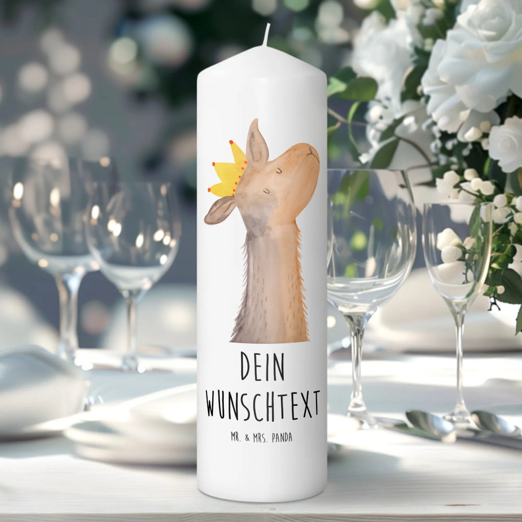 Personalised candle llama head king Taufekerze Mit Namensgravur, Blockkerze Mit Namensdruck, Kerze Mit Prägung Und Wunschname, Gastgeschenk Kerze Mit Namen, Trauerkerze Mit Namen, Teelicht Mit Namensdruck, Fair-Trade-Kerze Mit Namensgravur, Sojawachskerze Mit Namensdruck, Gartenkerze Mit Namen, Tafelkerze Mit Wunschname, Kommunionkerze Mit Namen, Streukerze Mit Namensdruck, LED-Kerze Mit Wunschname, Outdoor-Kerze Mit Namensgravur, Kerzen-Set Mit Namensgravur, Holz-Kerze Mit Namen, Metall-Kerze Mit Namensgravur, Osterkerze Mit Namen, Andachtskerze Mit Namensgravur, Bio-Kerze Mit Wunschname, Grabkerze Mit Namensgravur, Weihnachtskerze Mit Namensgravur, Bienenwachskerze Mit Wunschname, Stabkerze Mit Gravur, Personalisierte Kerze, Glas-Kerze Mit Wunschname, Handgegossene Kerze Mit Namen, Handgemachte Kerze Mit Wunschname, Kerze Mit Namen, Adventskerze Mit Wunschname, Stumpenkerze Mit Namensgravur, Schwimmkerze Mit Namen, Kerze Für Geburtstag Mit Wunschname, Duftkerze Mit Namen, Gedenkkerze Mit Namen, Kerze Mit Spruch Und Namen, Votivkerze Mit Wunschname, Tischkerze Mit Namensdruck, Stearinkerze Mit Gravur, Laternenkerze Mit Namensdruck, Kerze Für Hochzeit Mit Namensgravur, Firmungskerze Mit Wunschname, Lama, Alpaka, Abi, Kollegin, Königin, König, Lamas, Vorgesetzter, Papa, Abitur, Chef, Freundin, Mama, Büro Kollege
