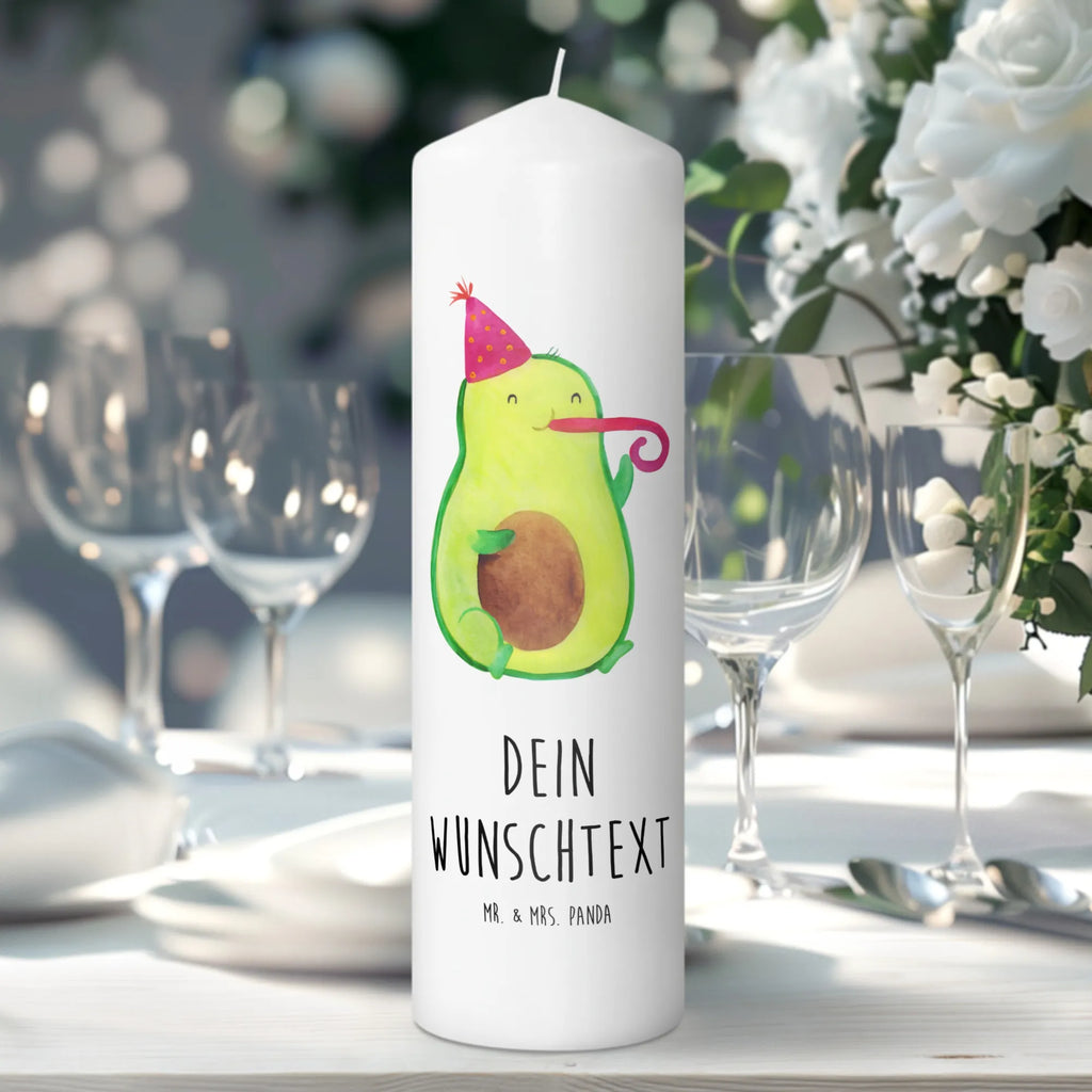 Personalisierte Kerze Avocado Partyhupe Stabkerze Mit Gravur, Kerze Mit Namen, Bio-Kerze Mit Wunschname, Gedenkkerze Mit Namen, Streukerze Mit Namensdruck, Stumpenkerze Mit Namensgravur, Kommunionkerze Mit Namen, Fair-Trade-Kerze Mit Namensgravur, Gartenkerze Mit Namen, Kerzen-Set Mit Namensgravur, Grabkerze Mit Namensgravur, Tafelkerze Mit Wunschname, LED-Kerze Mit Wunschname, Bienenwachskerze Mit Wunschname, Outdoor-Kerze Mit Namensgravur, Kerze Mit Spruch Und Namen, Schwimmkerze Mit Namen, Teelicht Mit Namensdruck, Handgegossene Kerze Mit Namen, Kerze Für Hochzeit Mit Namensgravur, Gastgeschenk Kerze Mit Namen, Kerze Mit Prägung Und Wunschname, Handgemachte Kerze Mit Wunschname, Duftkerze Mit Namen, Blockkerze Mit Namensdruck, Tischkerze Mit Namensdruck, Stearinkerze Mit Gravur, Metall-Kerze Mit Namensgravur, Andachtskerze Mit Namensgravur, Sojawachskerze Mit Namensdruck, Osterkerze Mit Namen, Glas-Kerze Mit Wunschname, Laternenkerze Mit Namensdruck, Firmungskerze Mit Wunschname, Personalisierte Kerze, Kerze Für Geburtstag Mit Wunschname, Adventskerze Mit Wunschname, Votivkerze Mit Wunschname, Weihnachtskerze Mit Namensgravur, Trauerkerze Mit Namen, Holz-Kerze Mit Namen, Taufekerze Mit Namensgravur, Avocado, Veggie, Vegan, Gesund, Fete, Feier, Geburtstag, Party, Tröte, Gute Laune, Feierlichkeit