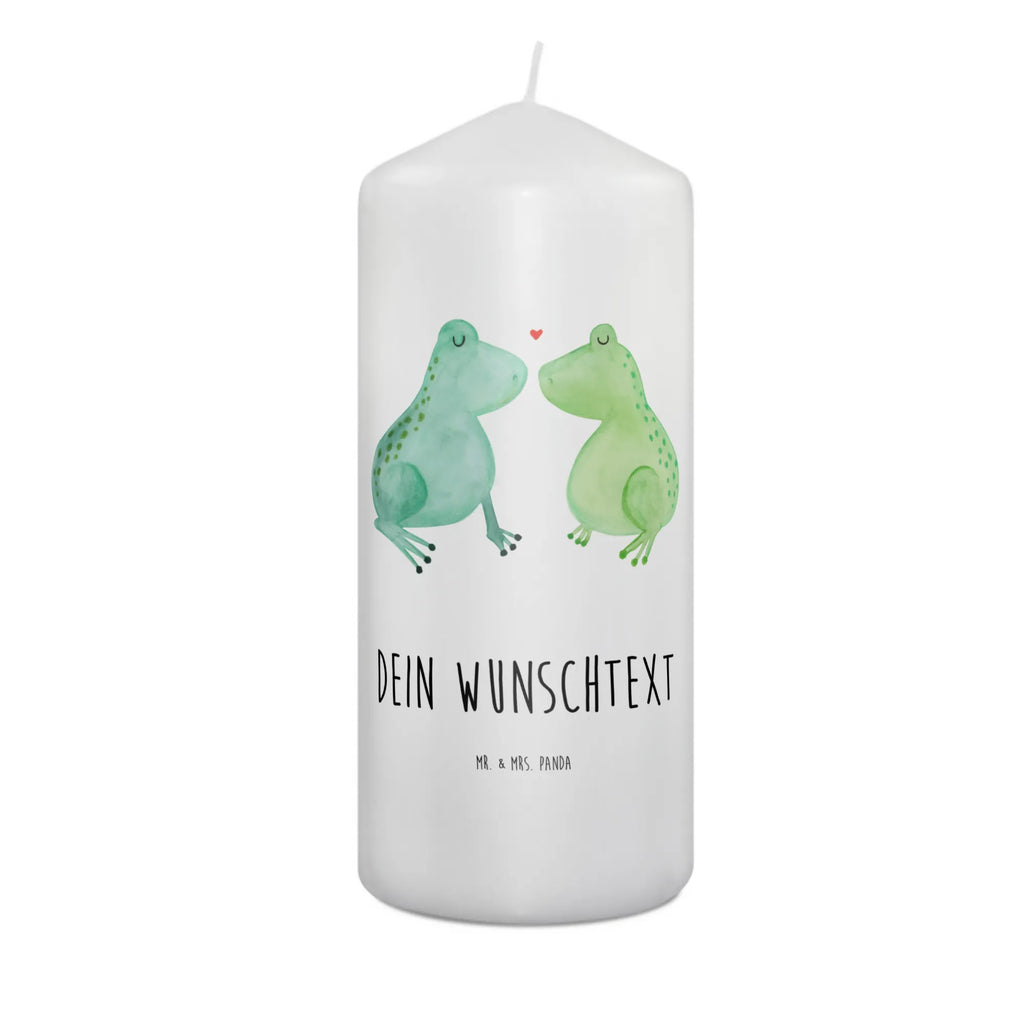 Personalizowana świeca Żabia miłość Bio-Kerze Mit Wunschname, Stearinkerze Mit Gravur, Streukerze Mit Namensdruck, Schwimmkerze Mit Namen, LED-Kerze Mit Wunschname, Handgemachte Kerze Mit Wunschname, Tafelkerze Mit Wunschname, Kerze Mit Namen, Kerze Mit Prägung Und Wunschname, Kerze Für Hochzeit Mit Namensgravur, Gastgeschenk Kerze Mit Namen, Blockkerze Mit Namensdruck, Kerzen-Set Mit Namensgravur, Stabkerze Mit Gravur, Kerze Mit Spruch Und Namen, Kommunionkerze Mit Namen, Adventskerze Mit Wunschname, Fair-Trade-Kerze Mit Namensgravur, Teelicht Mit Namensdruck, Laternenkerze Mit Namensdruck, Bienenwachskerze Mit Wunschname, Metall-Kerze Mit Namensgravur, Tischkerze Mit Namensdruck, Sojawachskerze Mit Namensdruck, Trauerkerze Mit Namen, Weihnachtskerze Mit Namensgravur, Personalisierte Kerze, Osterkerze Mit Namen, Firmungskerze Mit Wunschname, Andachtskerze Mit Namensgravur, Glas-Kerze Mit Wunschname, Taufekerze Mit Namensgravur, Gedenkkerze Mit Namen, Kerze Für Geburtstag Mit Wunschname, Grabkerze Mit Namensgravur, Gartenkerze Mit Namen, Stumpenkerze Mit Namensgravur, Holz-Kerze Mit Namen, Duftkerze Mit Namen, Votivkerze Mit Wunschname, Outdoor-Kerze Mit Namensgravur, Handgegossene Kerze Mit Namen, Liebe, Partner, Freund, Freundin, Ehemann, Ehefrau, Heiraten, Verlobung, Heiratsantrag, Liebesgeschenk, Jahrestag, Hocheitstag, Fröschchen, Froschkönig, Geschenk Freund, Geschenk Hochzeit, Verheiratet, Frosch, Liebesbeweis, Frösche, Geschenk Freundin, Verliebt, Verlobt, Hochzeitstag