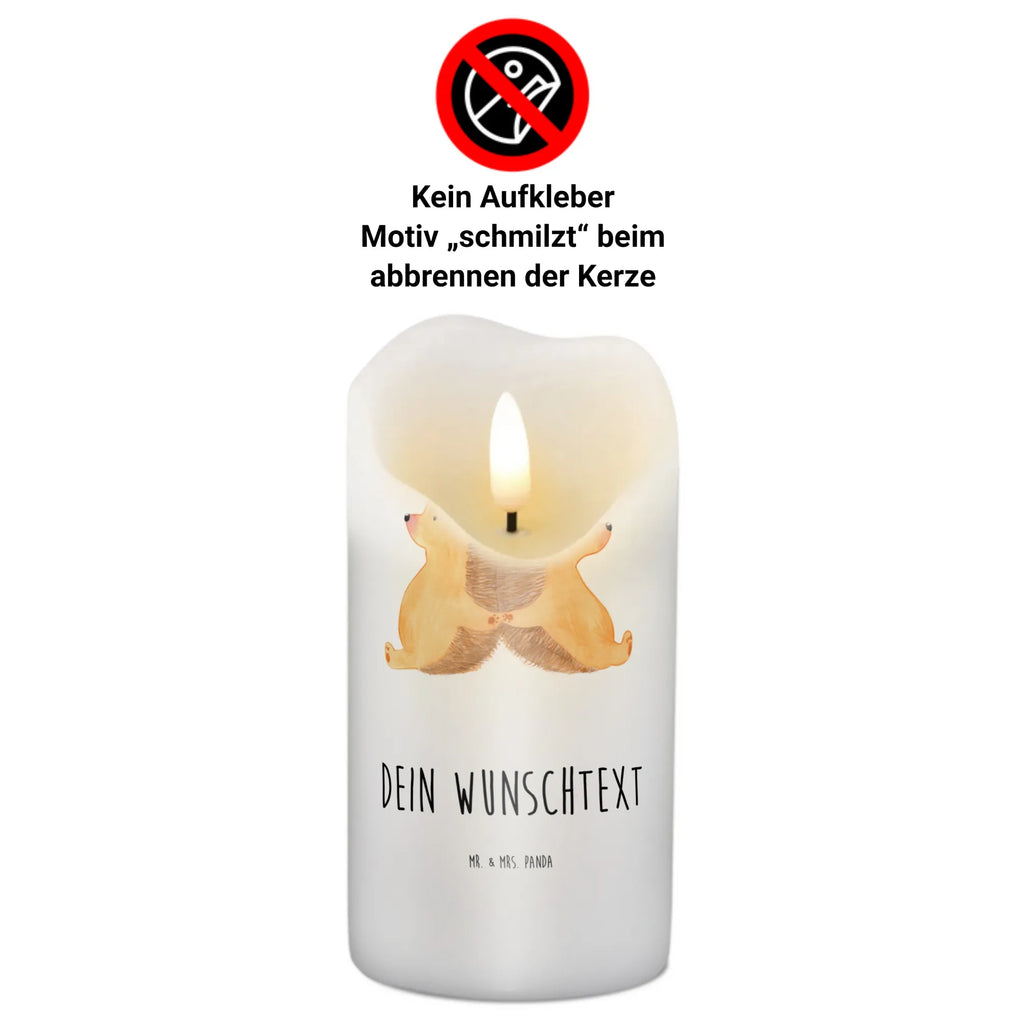 Personalisierte Kerze Igel händchenhaltend LED-Kerze Mit Wunschname, Fair-Trade-Kerze Mit Namensgravur, Osterkerze Mit Namen, Kerze Mit Prägung Und Wunschname, Firmungskerze Mit Wunschname, Kerze Für Geburtstag Mit Wunschname, Kerze Mit Spruch Und Namen, Handgegossene Kerze Mit Namen, Outdoor-Kerze Mit Namensgravur, Laternenkerze Mit Namensdruck, Sojawachskerze Mit Namensdruck, Tischkerze Mit Namensdruck, Kerze Mit Namen, Duftkerze Mit Namen, Grabkerze Mit Namensgravur, Adventskerze Mit Wunschname, Stabkerze Mit Gravur, Gartenkerze Mit Namen, Handgemachte Kerze Mit Wunschname, Bienenwachskerze Mit Wunschname, Metall-Kerze Mit Namensgravur, Kerze Für Hochzeit Mit Namensgravur, Glas-Kerze Mit Wunschname, Teelicht Mit Namensdruck, Gastgeschenk Kerze Mit Namen, Stumpenkerze Mit Namensgravur, Gedenkkerze Mit Namen, Blockkerze Mit Namensdruck, Kerzen-Set Mit Namensgravur, Taufekerze Mit Namensgravur, Holz-Kerze Mit Namen, Personalisierte Kerze, Schwimmkerze Mit Namen, Votivkerze Mit Wunschname, Streukerze Mit Namensdruck, Stearinkerze Mit Gravur, Kommunionkerze Mit Namen, Bio-Kerze Mit Wunschname, Weihnachtskerze Mit Namensgravur, Trauerkerze Mit Namen, Tafelkerze Mit Wunschname, Andachtskerze Mit Namensgravur, Liebe, Partner, Freund, Freundin, Ehemann, Ehefrau, Heiraten, Verlobung, Heiratsantrag, Liebesgeschenk, Jahrestag, Hocheitstag, Geschenk für zwei, Igelliebe, große Liebe, Gemeinsamkeit, Igel, Love, Liebesbotschaft, Liebesbeweis, Lieblingsmensch, Hochzeit, Hand in Hand