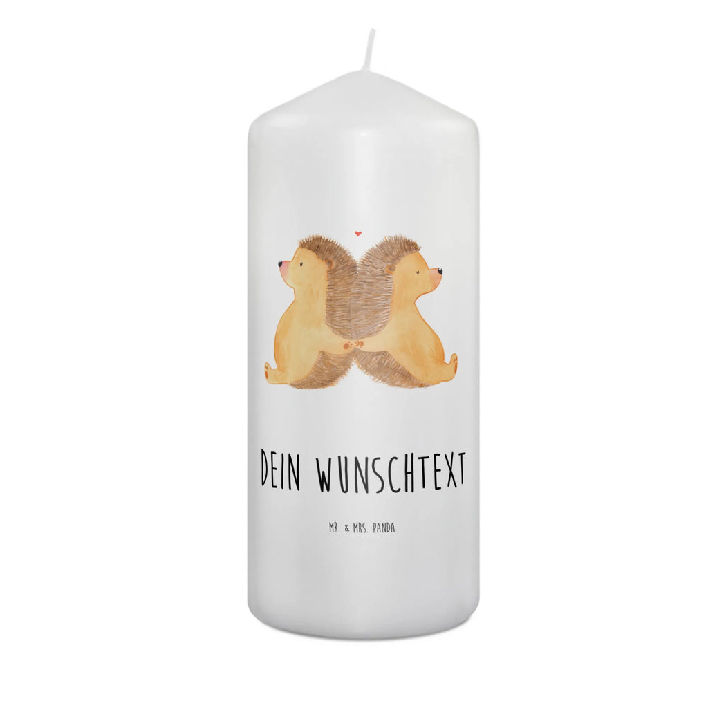 Personalisierte Kerze Igel händchenhaltend LED-Kerze Mit Wunschname, Fair-Trade-Kerze Mit Namensgravur, Osterkerze Mit Namen, Kerze Mit Prägung Und Wunschname, Firmungskerze Mit Wunschname, Kerze Für Geburtstag Mit Wunschname, Kerze Mit Spruch Und Namen, Handgegossene Kerze Mit Namen, Outdoor-Kerze Mit Namensgravur, Laternenkerze Mit Namensdruck, Sojawachskerze Mit Namensdruck, Tischkerze Mit Namensdruck, Kerze Mit Namen, Duftkerze Mit Namen, Grabkerze Mit Namensgravur, Adventskerze Mit Wunschname, Stabkerze Mit Gravur, Gartenkerze Mit Namen, Handgemachte Kerze Mit Wunschname, Bienenwachskerze Mit Wunschname, Metall-Kerze Mit Namensgravur, Kerze Für Hochzeit Mit Namensgravur, Glas-Kerze Mit Wunschname, Teelicht Mit Namensdruck, Gastgeschenk Kerze Mit Namen, Stumpenkerze Mit Namensgravur, Gedenkkerze Mit Namen, Blockkerze Mit Namensdruck, Kerzen-Set Mit Namensgravur, Taufekerze Mit Namensgravur, Holz-Kerze Mit Namen, Personalisierte Kerze, Schwimmkerze Mit Namen, Votivkerze Mit Wunschname, Streukerze Mit Namensdruck, Stearinkerze Mit Gravur, Kommunionkerze Mit Namen, Bio-Kerze Mit Wunschname, Weihnachtskerze Mit Namensgravur, Trauerkerze Mit Namen, Tafelkerze Mit Wunschname, Andachtskerze Mit Namensgravur, Liebe, Partner, Freund, Freundin, Ehemann, Ehefrau, Heiraten, Verlobung, Heiratsantrag, Liebesgeschenk, Jahrestag, Hocheitstag, Geschenk für zwei, Igelliebe, große Liebe, Gemeinsamkeit, Igel, Love, Liebesbotschaft, Liebesbeweis, Lieblingsmensch, Hochzeit, Hand in Hand
