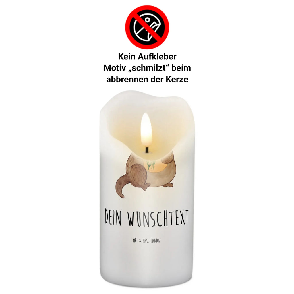 Personalisierte Kerze Otter Blumenstrauß Kerzen-Set Mit Namensgravur, Andachtskerze Mit Namensgravur, Stabkerze Mit Gravur, Kerze Mit Spruch Und Namen, Taufekerze Mit Namensgravur, Teelicht Mit Namensdruck, Kommunionkerze Mit Namen, Metall-Kerze Mit Namensgravur, Holz-Kerze Mit Namen, LED-Kerze Mit Wunschname, Trauerkerze Mit Namen, Blockkerze Mit Namensdruck, Bienenwachskerze Mit Wunschname, Kerze Für Hochzeit Mit Namensgravur, Adventskerze Mit Wunschname, Gedenkkerze Mit Namen, Glas-Kerze Mit Wunschname, Stumpenkerze Mit Namensgravur, Laternenkerze Mit Namensdruck, Tafelkerze Mit Wunschname, Sojawachskerze Mit Namensdruck, Stearinkerze Mit Gravur, Handgemachte Kerze Mit Wunschname, Kerze Mit Namen, Bio-Kerze Mit Wunschname, Fair-Trade-Kerze Mit Namensgravur, Tischkerze Mit Namensdruck, Streukerze Mit Namensdruck, Firmungskerze Mit Wunschname, Kerze Für Geburtstag Mit Wunschname, Duftkerze Mit Namen, Kerze Mit Prägung Und Wunschname, Schwimmkerze Mit Namen, Osterkerze Mit Namen, Handgegossene Kerze Mit Namen, Weihnachtskerze Mit Namensgravur, Votivkerze Mit Wunschname, Grabkerze Mit Namensgravur, Gartenkerze Mit Namen, Outdoor-Kerze Mit Namensgravur, Gastgeschenk Kerze Mit Namen, Personalisierte Kerze, Otter, Fischotter, Seeotter, Otter Seeotter See Otter