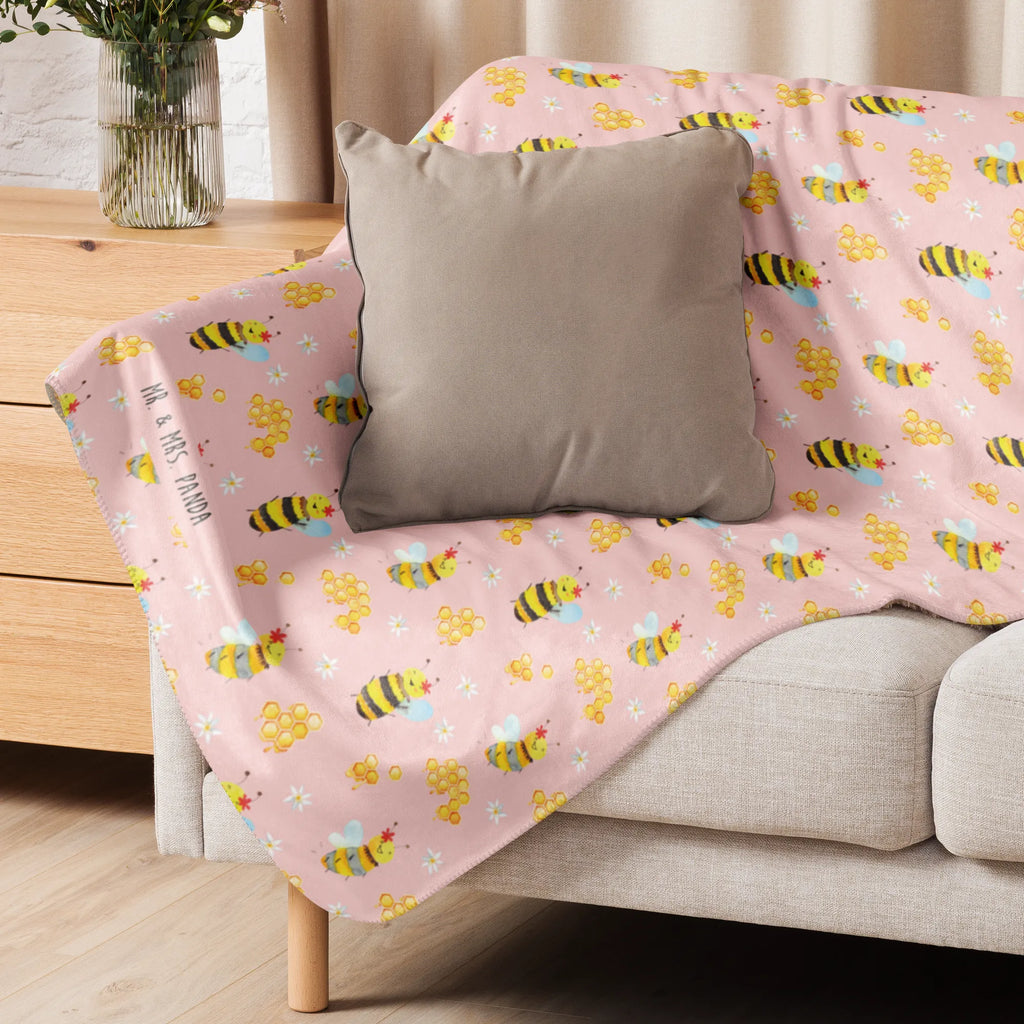 Sherpa cuddly blanket bee happy Bee, wasp, bumblebee