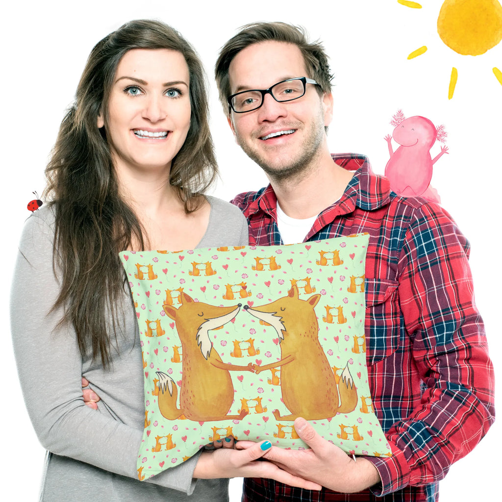 40x40 Kissen Füchse Liebe Muster Mikrofaser Kissen, microfaser dekokissen, kuschelkissen 40x40, Kopfkissen, 40 X 40 Kissen, couch kissen, Sofakissen, microfaser kopfkissen, Kopfkissen 40x40, kissen für couch, Kuschelkissen, Sofakissen 40x40, kuschel kissen, zierkissen 40x40, sofa kissen, Dekokissen Sofa, kissen für sofa, Kissen, Motivkissen, wohnzimmer kissen, wurfkissen, microfaser sofakissen, Dekokissen 40x40, Couchkissen, Kissen 40x40, zier kissen, 40x40 kissen, kissen 40 x 40, Polsterkissen, deko kissen, microfaser zierkissen, Zierkissen, kissen mikrofaser, Dekokissen, couchkissen 40x40, Fuchs, Freundin, Verlobte, Paar, Füchse, Freund, Liebe, Ehefrau, Liebesbeweis, Liebespaar, Ehemann, Fox, Partner, Ehe