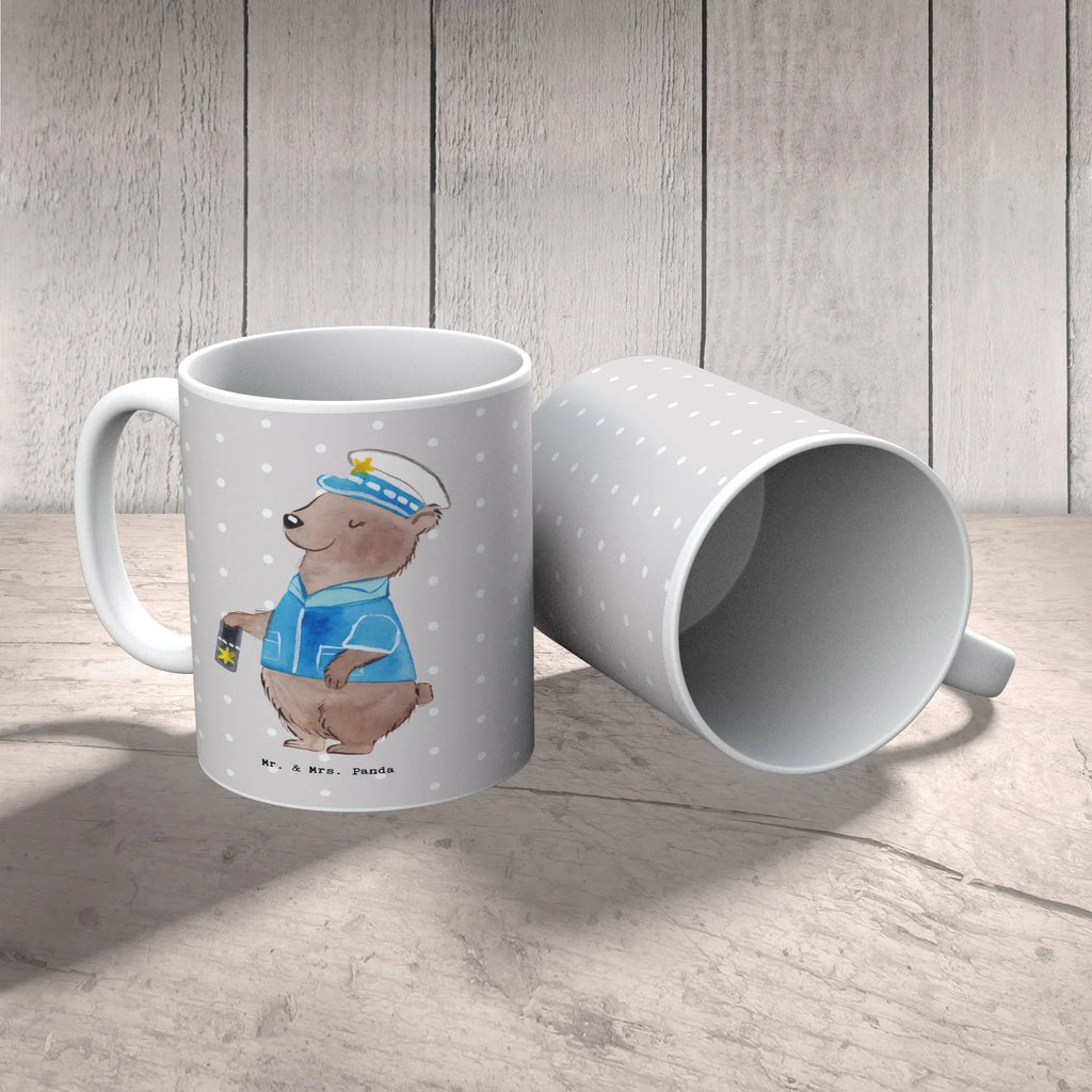 Mug Policewoman heart Tasse mit Motiven, Tasse, Teetasse, Keramiktasse, Kaffeetasse, Tasse mit Zitaten, Geschenktasse, Porzellantasse, Bürotasse, Beruf, Ausbildung, Jubiläum, Abschied, Rente, Kollege, Kollegin, Geschenk, Schenken, Arbeitskollege, Mitarbeiter, Firma, Danke, Dankeschön, Polizeibeamtin, Polizistin, Polizei, Studium, Wachfrau, Cop