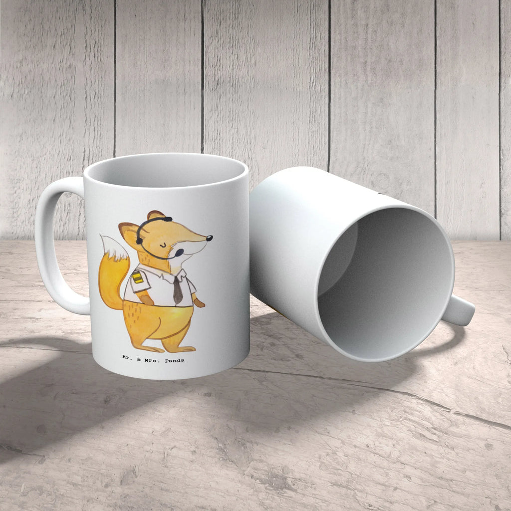 Tasse Pilot mit Herz Teepott, Pott, Becher, milchkaffeetasse, Motivtasse, Keramiktasse, tasse für kaffee, kaffeebecher keramik, Mug, Tasse mit Spruch, heißgetränkebecher, Henkelbecher, Kaffeetasse, haferl, Dekotasse, Coffee Mug, Designtasse, Keramikbecher, Kaffeepott, Henkeltasse, Trinktasse, Geschenktasse, Frühstückstasse, Trinkbecher, Tasse mit Motiv, Bürotasse, Teebecher, Frühstücksbecher, statement tasse, tasse für büro, Bedruckte Tasse, kaffeetasse bedruckt, Kaffeebecher, kaffeebecher bedruckt, schöne tasse, Tasse, hochwertige tasse, Kakaotasse, design tasse, kaffeetasse keramik, Bürobecher, Teetasse, Sprüchetasse, Abschied, Jubiläum, Rente, Kollege, Geschenk, Kollegin, Arbeitskollege, Mitarbeiter, Firma, Danke, Dankeschön, Schenken, Beruf, Ausbildung, Flugkapitän, Cockpit, Pilot, Flugzeug