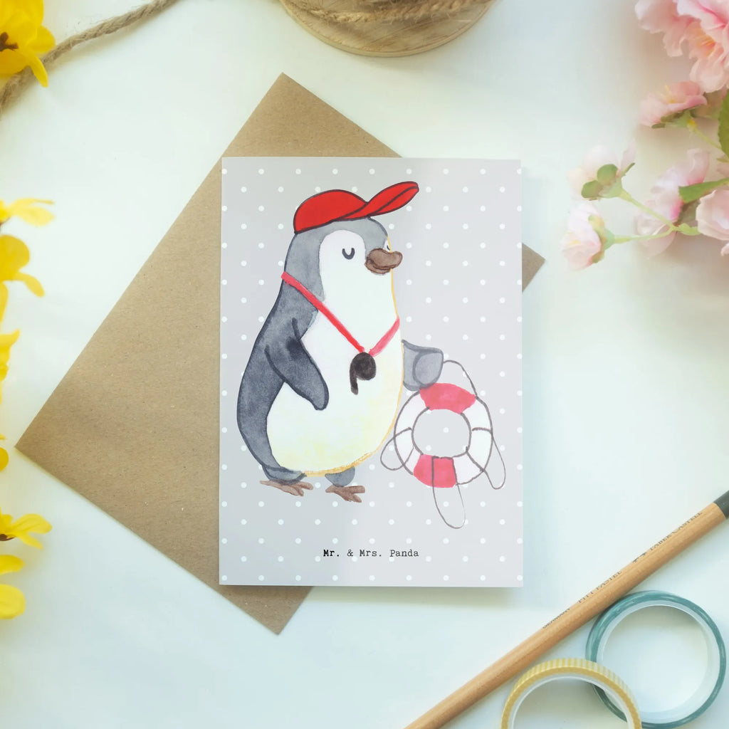 Grußkarte Bademeister mit Herz Grußkarte, Geburtstagskarte, Einladungskarte, Glückwunschkarte, Klappkarte, Ansichtskarten, Hochzeitskarte, Karte, Beruf, Ausbildung, Jubiläum, Abschied, Rente, Kollege, Kollegin, Geschenk, Schenken, Arbeitskollege, Mitarbeiter, Firma, Danke, Dankeschön, Bademeister, Schwimmmeister, Schwimmbad, Schwimmverein, Rettungsschwimmer, Freibad, Badeanstalt, Schwimmschule