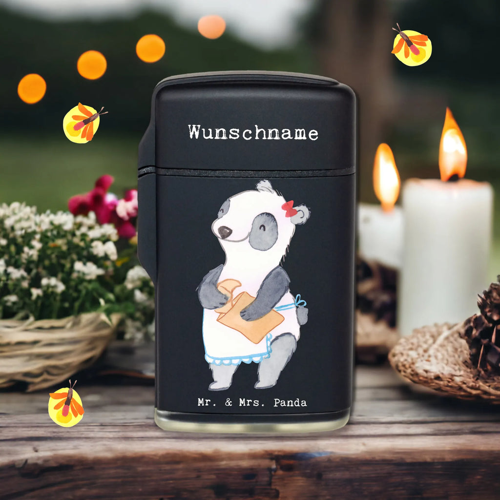 Personalisiertes Feuerzeug Bäckereifachverkäuferin mit Herz Feuerzeug Geschenk Mit Namen, Feuerzeug Für Männer Mit Namen, Feuerzeug Bedrucken Lassen, Feuerzeug Mit Persönlicher Gravur, Hochwertiges Feuerzeug Mit Namen, Feuerzeug Mit Gravur, Feuerzeug Mit Text, Feuerzeug mit Widmung, Feuerzeug Selbst Gestalten, Personalisiertes Feuerzeug, Feuerzeug Personalisiert, Feuerzeug Mit Namen, Feuerzeug Mit Spruch, Feuerzeug Mit Wunschname, Feuerzeug Als Geschenk Personalisiert, Feuerzeug Für Frauen Personalisiert, Feuerzeug Mit Namen Und Symbol, Individuelles Feuerzeug, Feuerzeug Mit Gas nachfüllbar, Feuerzeug Mit Widmung, Feuerzeug Mit Wunschtext, Feuerzeug Mit Initialen, Graviertes Feuerzeug, Feuerzeug Mit Datum, Beruf, Ausbildung, Jubiläum, Abschied, Rente, Kollege, Kollegin, Geschenk, Schenken, Arbeitskollege, Mitarbeiter, Firma, Danke, Dankeschön, Backstube, Bäckerladen, Bäckereifachverkäuferin, Bäckerei, Backwarenverkäuferin, Brotmanufaktur