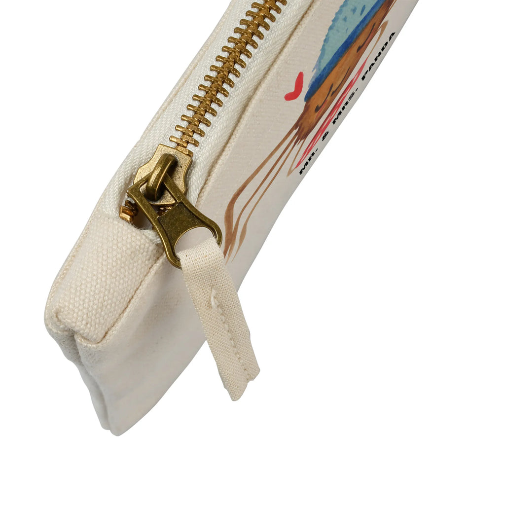 Make-up bag Spider Agathe coffee beauty tasche, pencil case, Kulturtasche, kosmetiktäschchen, Federmappe, aufbewahrungsbeutel, Waschtasche, Schminktäschchen, utensilientasche, beauty case, Stiftemäppchen, toiletry bag, Schminktasche, aufbewahrungstasche, Kosmetikbeutel, Kosmetiktasche, Waschbeutel, Etui, pinsel tasche, Mäppchen, Kulturbeutel, Schminkbeutel, Schlampermäppchen, Videos, Agathe, Spinne Agathe, Merchandise, Spinne, Morgenmuffel, Weiser Spruch, Lebensweisheiten, Kaffee, Morgen