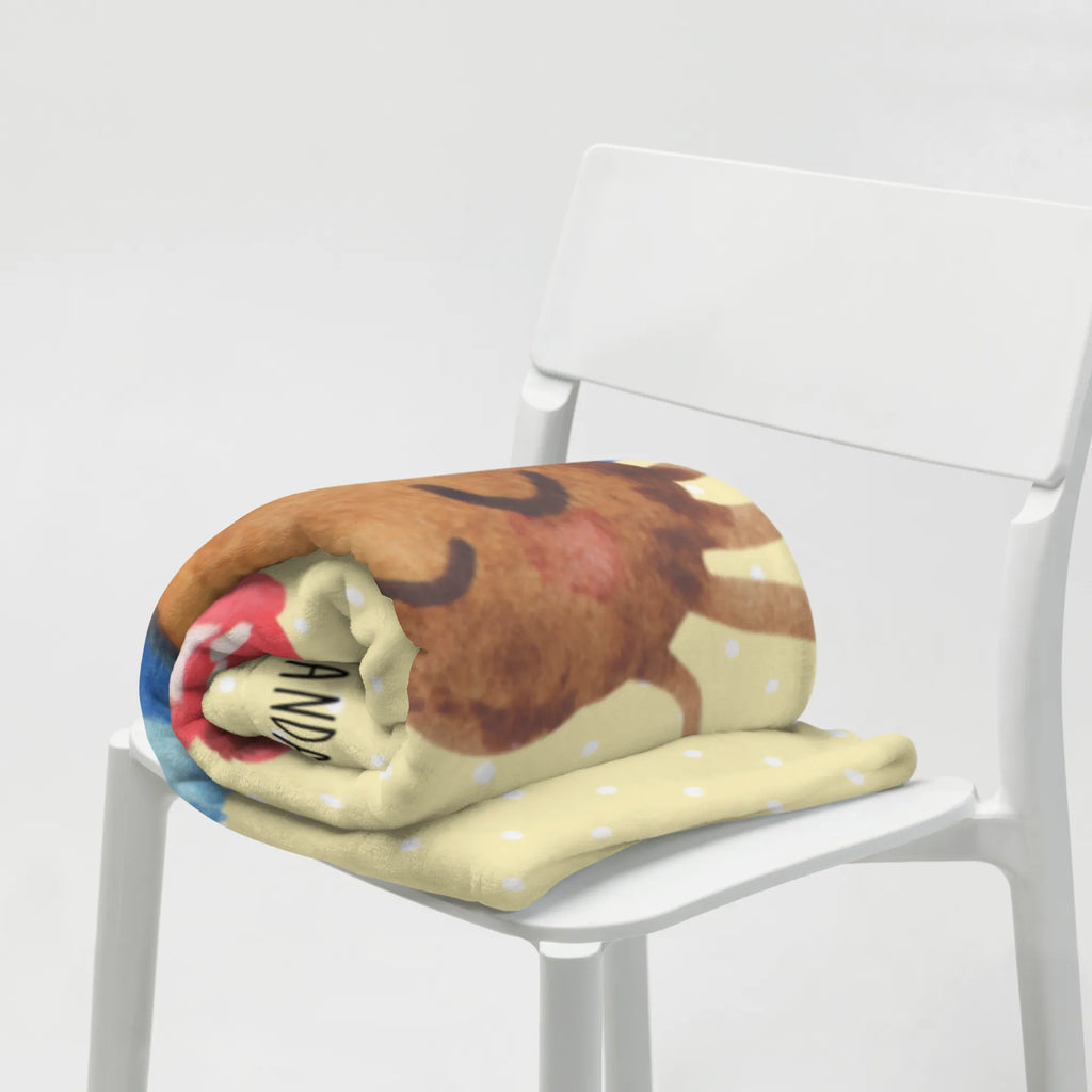 Kuscheldecke Spinne Agathe Kaffee Fleecedecke, Mikrofaser Decke, Dekodecke, Jahrestagsgeschenk, Tagesdecke, Gemütlich, Wolldecke, Wohndecke, Schmusedecke, Sofadecke, Kuschelfleecedecke, Decke, Wohnzimmerdecke, Kuscheldecke XXL, Dekoration, Weihnachtsgeschenk, Kinderdecke, Entspannen, Spinne Agathe, Spinne, Agathe, Videos, Merchandise, Lebensweisheiten, Morgenmuffel, Weiser Spruch, Morgen, Kaffee