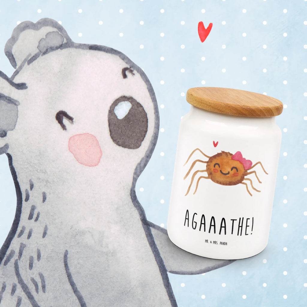 Vorratsdose Spinne Agathe Freude Vorratsdose Mit Motiv, Eckige Vorratsdose, Aufbewahrungsdose Mit Deckel, Vorratsdose Keramik, Vorratsdose Dekorativ, Küchen Frischhaltedose, Vorratsdose Luftdicht, Vorratsdose Metall, Vorratsdosen Set, Vorratsdose Küche, Vorratsdose Geschenk, Vorratsdose Kinder, Vorratsdosen, Vorratsdose Mit Deckel, Vorratsbehälter Küche, Vorratsdose Plastik, Vorratsdose Design, Vorratsdose Klein, Küchen Aufbewahrungsdose, Umweltfreundliche Vorratsdose, Vorratsdose, Vorratsdose Bambus, Vorratsdose Glas, Lebensmittelbehälter, Personalisierte Vorratsdose, Frischhaltedosen, Aufbewahrungsdose Glas, Runde Vorratsdose, Vorratsdose Nachhaltig, Vorratsbehälter Luftdicht, Aufbewahrungsdose, Vorratsglas Mit Deckel, Vorratsdose Groß, Frischhaltedose Mit Deckel, Aufbewahrungsdosen, Vorratsdose Transparent, Vorratsdose Vintage, Vorratsbehälter, Glasdose, Vorratsglas, Aufbewahrungsbox Set, Frischhaltedose, Küchenbox, Aufbewahrungsbox Transparent, Vorratsbox Set, Lebensmittelbox, Vorratsdose Kunststoff, Spinne Agathe, Spinne, Agathe, Videos, Merchandise, Viral, Trend, Beliebte Spinne, Viraler Hit