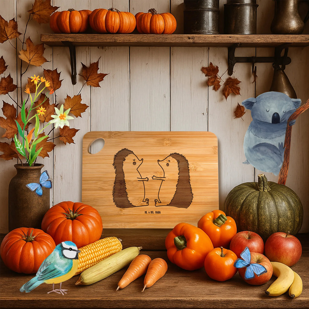 Hackbrett Hochzeit Igel Hackbrett, Frühstücksbrett, Holzbrett, Holzbrettchen, Servierbrett, Schneidebrett, Brett, Küchenbrett, Hochzeit, Hochzeitsgeschenk, Ehe, Hochzeitsfeier, Trauung, Trauungsgeschenk, Hochzeitskarte, Verlobungsfeier, Verlobungsgeschenk, Hochzeitsgeschenkideen, Hochzeitsgeschenke für Brautpaar, Paargeschenk, Freundin, Paar, Igel, Freund, Liebe