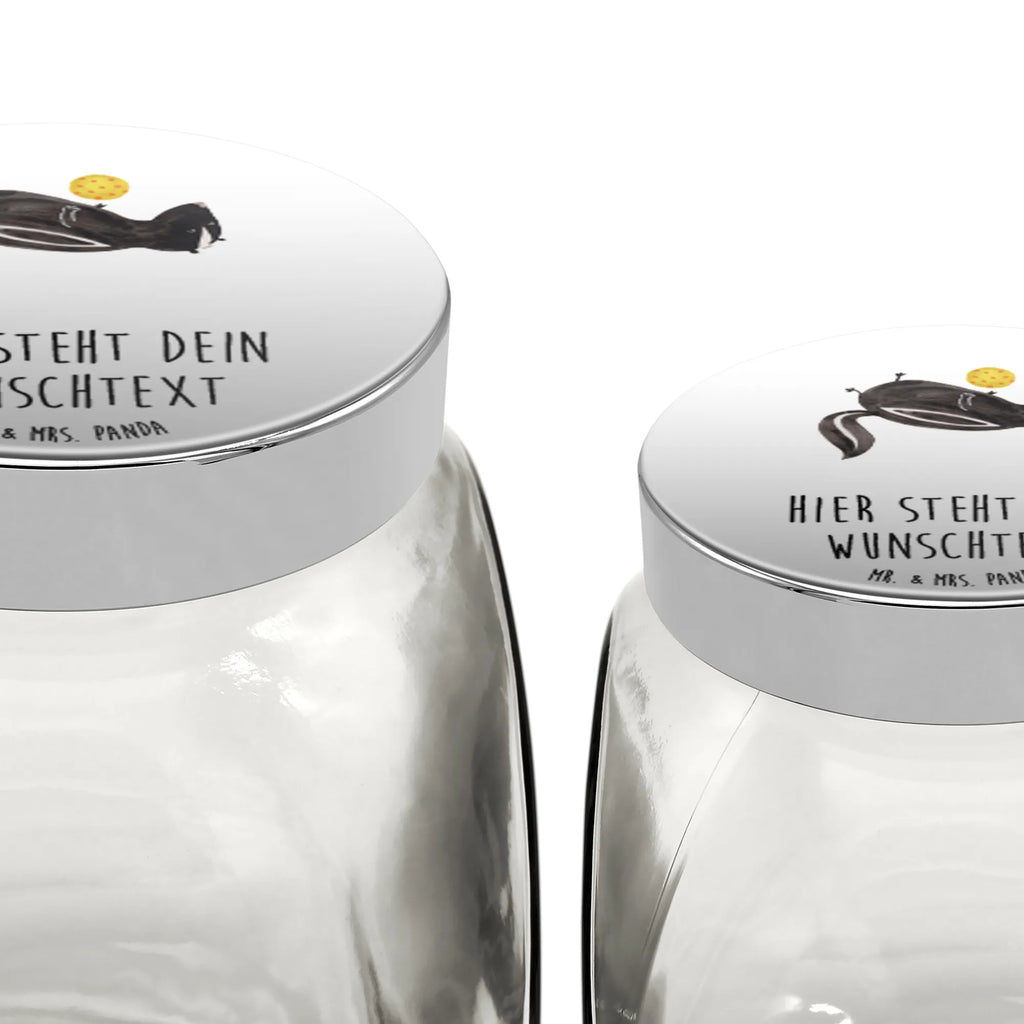 Spersonalizowany słoik na cukierki skunks piłka Bonbonglas Für Kinder Mit Namen, Deko Bonbonglas Mit Gravur, Bonbonglas Graviert, Aufbewahrungsglas Für Süßes Mit Namen, Naschglas Mit Wunschtext, Bonbonglas Als Geschenk Personalisiert, Bonbonglas Retro Mit Namen, Süßigkeitenglas Mit Wunschtext, Bonbonglas Mit Liebevollem Spruch, Bonbonglas Mit Deckel Und Gravur, Vorratsdose Für Süßigkeiten Mit Gravur, Glas Für Naschkatzen Mit Wunschtext, Bonboniere Mit Gravur, Bonbonglas Mit Schraubdeckel Und Wunschtext, Glasbehälter Für Naschzeug Mit Gravur, Bonbonglas Mit Wunschtext, Bonbonglas Bedruckt, Candyglas Mit Gravur, Bonbonglas Mit Korken Und Namen, Vorratsglas Für Süßigkeiten Personalisiert, Bonbonglas Vintage Mit Wunschtext, Bonbonglas Mit Spruch, Naschdose Mit Namen, Glas Für Bonbons Mit Namen, Bonbonglas Mit Namen, Glasdose Für Bonbons Personalisiert, Bonbonglas Selbst Gestalten, Leckerliglas Mit Wunschtext, Personalisiertes Bonbonglas, Geschenkglas Für Süßes Mit Wunschtext, Bonbonglas Party Mit Wunschtext, Bonbonglas Küche Mit Gravur, Bonbonglas Für Erwachsene Personalisiert, Stinktier, Skunk, Wildtier, Stinker, Raubtier, Weisheit, verspielt, Stinki
