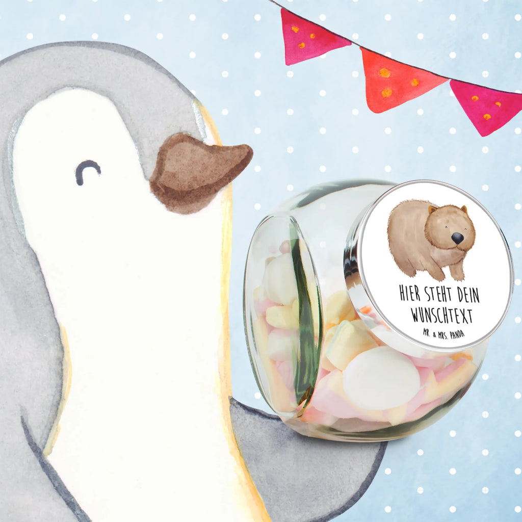 Personalized Candy Jar Wombat Glas Für Bonbons Mit Namen, Bonbonglas Bedruckt, Deko Bonbonglas Mit Gravur, Bonbonglas Mit Korken Und Namen, Geschenkglas Für Süßes Mit Wunschtext, Bonbonglas Selbst Gestalten, Vorratsdose Für Süßigkeiten Mit Gravur, Bonbonglas Mit Wunschtext, Leckerliglas Mit Wunschtext, Bonbonglas Mit Spruch, Vorratsglas Für Süßigkeiten Personalisiert, Candyglas Mit Gravur, Aufbewahrungsglas Für Süßes Mit Namen, Personalisiertes Bonbonglas, Glas Für Naschkatzen Mit Wunschtext, Naschglas Mit Wunschtext, Bonbonglas Party Mit Wunschtext, Glasbehälter Für Naschzeug Mit Gravur, Bonbonglas Mit Schraubdeckel Und Wunschtext, Bonbonglas Für Kinder Mit Namen, Bonbonglas Graviert, Naschdose Mit Namen, Bonbonglas Vintage Mit Wunschtext, Bonboniere Mit Gravur, Bonbonglas Als Geschenk Personalisiert, Glasdose Für Bonbons Personalisiert, Bonbonglas Mit Namen, Bonbonglas Retro Mit Namen, Bonbonglas Küche Mit Gravur, Bonbonglas Mit Deckel Und Gravur, Süßigkeitenglas Mit Wunschtext, Bonbonglas Mit Liebevollem Spruch, Bonbonglas Für Erwachsene Personalisiert, Tiermotive, Gute Laune, lustige Sprüche, Tiere, Wombat, Motivation, Das Leben ist schön, Australien, Spruch