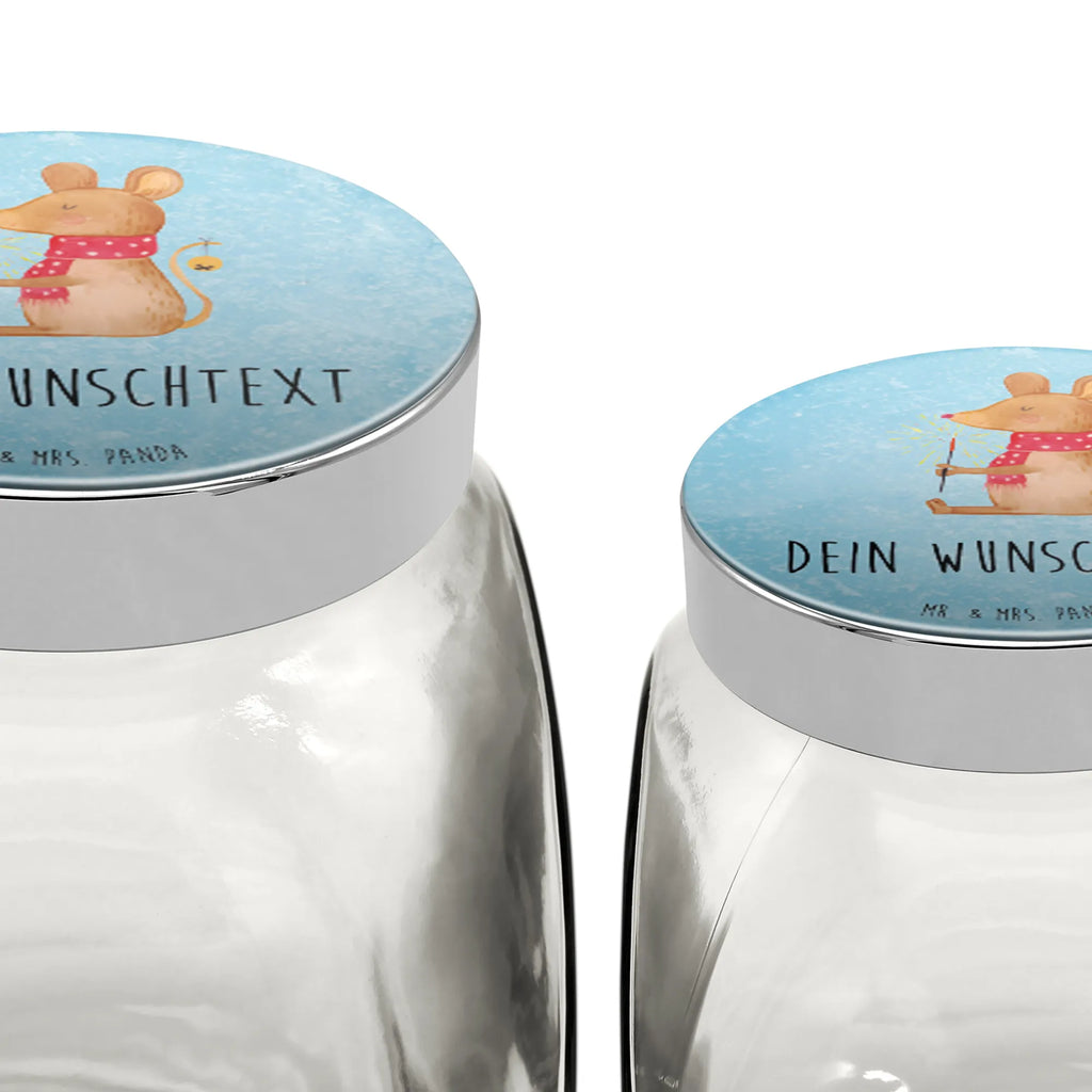 Personalisiertes Bonbonglas Weihnachtsmaus Bonbonglas Graviert, Bonbonglas Für Kinder Mit Namen, Bonbonglas Mit Schraubdeckel Und Wunschtext, Glasdose Für Bonbons Personalisiert, Bonbonglas Bedruckt, Deko Bonbonglas Mit Gravur, Bonbonglas Retro Mit Namen, Bonbonglas Für Erwachsene Personalisiert, Glasbehälter Für Naschzeug Mit Gravur, Bonbonglas Selbst Gestalten, Bonbonglas Mit Deckel Und Gravur, Bonbonglas Küche Mit Gravur, Aufbewahrungsglas Für Süßes Mit Namen, Bonbonglas Party Mit Wunschtext, Bonbonglas Mit Wunschtext, Personalisiertes Bonbonglas, Vorratsdose Für Süßigkeiten Mit Gravur, Bonbonglas Mit Liebevollem Spruch, Bonbonglas Vintage Mit Wunschtext, Bonbonglas Als Geschenk Personalisiert, Glas Für Naschkatzen Mit Wunschtext, Bonbonglas Mit Namen, Bonbonglas Mit Spruch, Leckerliglas Mit Wunschtext, Glas Für Bonbons Mit Namen, Candyglas Mit Gravur, Süßigkeitenglas Mit Wunschtext, Geschenkglas Für Süßes Mit Wunschtext, Naschdose Mit Namen, Bonboniere Mit Gravur, Naschglas Mit Wunschtext, Bonbonglas Mit Korken Und Namen, Vorratsglas Für Süßigkeiten Personalisiert, Winter, Weihnachtsdeko, Nikolaus, Weihnachten, Advent, Heiligabend, Wintermotiv, Weihnachtswunder, Mäuschen, Maus, Frohe Weihnachten, Weihnachtsmotiv, Weihnachtsgruß