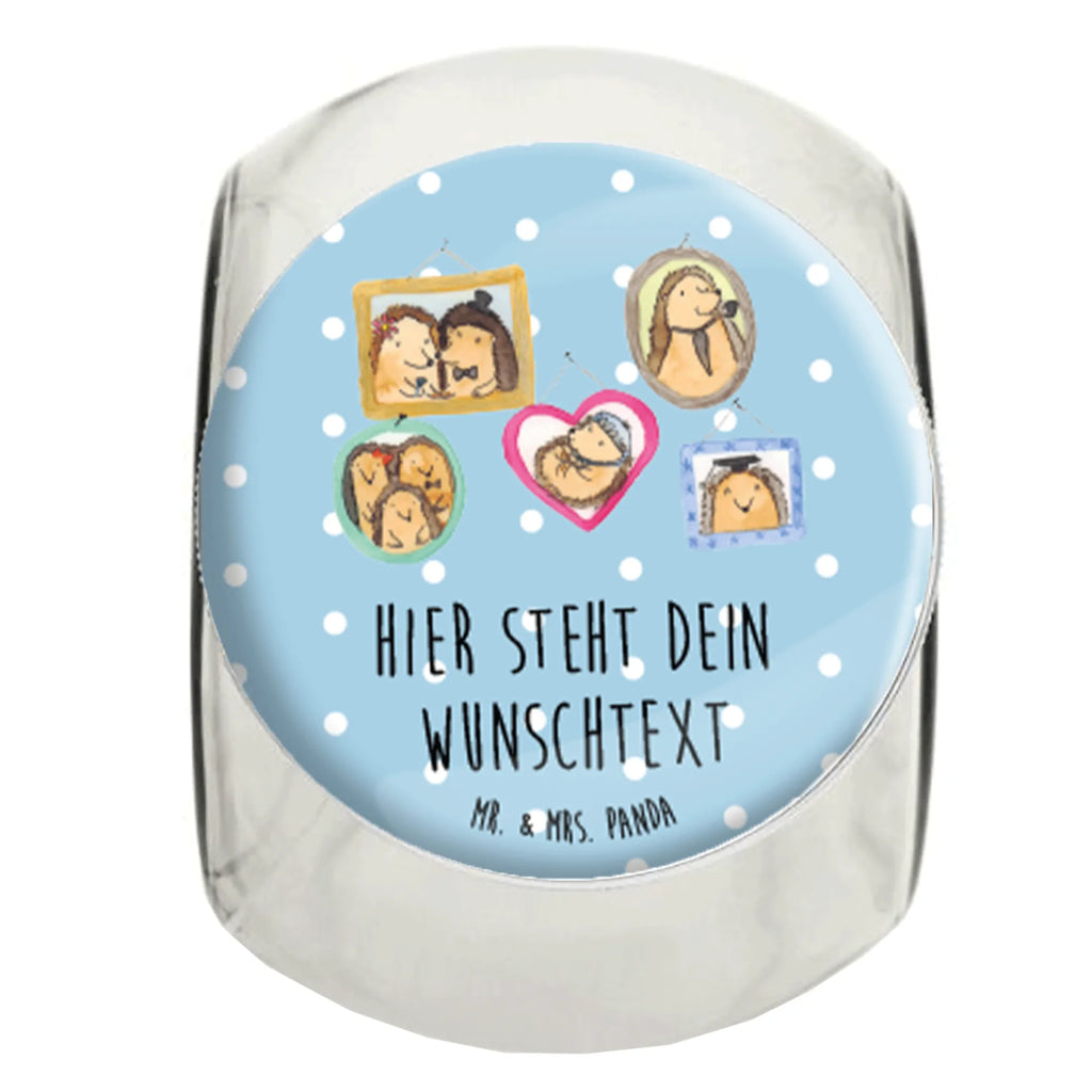Personalisiertes Bonbonglas Igel Familie Bonbonglas Mit Deckel Und Gravur, Bonbonglas Party Mit Wunschtext, Naschdose Mit Namen, Bonbonglas Mit Namen, Bonbonglas Für Kinder Mit Namen, Glasbehälter Für Naschzeug Mit Gravur, Bonbonglas Mit Schraubdeckel Und Wunschtext, Glas Für Bonbons Mit Namen, Leckerliglas Mit Wunschtext, Naschglas Mit Wunschtext, Süßigkeitenglas Mit Wunschtext, Bonbonglas Vintage Mit Wunschtext, Glasdose Für Bonbons Personalisiert, Bonbonglas Mit Korken Und Namen, Aufbewahrungsglas Für Süßes Mit Namen, Personalisiertes Bonbonglas, Bonbonglas Bedruckt, Bonbonglas Für Erwachsene Personalisiert, Vorratsdose Für Süßigkeiten Mit Gravur, Geschenkglas Für Süßes Mit Wunschtext, Vorratsglas Für Süßigkeiten Personalisiert, Bonbonglas Selbst Gestalten, Bonbonglas Graviert, Glas Für Naschkatzen Mit Wunschtext, Bonbonglas Mit Wunschtext, Bonbonglas Küche Mit Gravur, Deko Bonbonglas Mit Gravur, Bonbonglas Mit Spruch, Candyglas Mit Gravur, Bonbonglas Retro Mit Namen, Bonbonglas Als Geschenk Personalisiert, Bonboniere Mit Gravur, Bonbonglas Mit Liebevollem Spruch, Familie, Vatertag, Muttertag, Bruder, Schwester, Mama, Papa, Oma, Opa, Zusammenhalt, Bilder, Glück, Liebe, Igel