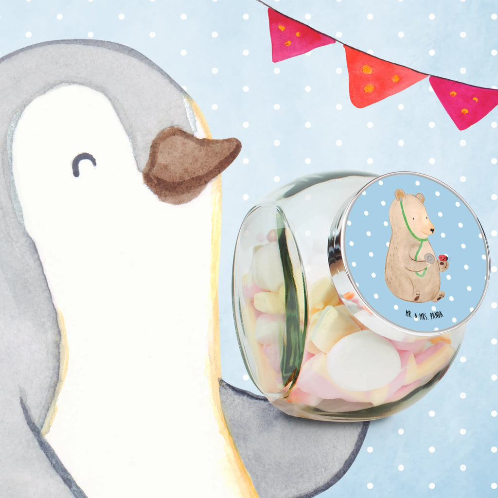 Bonbonglas Bär Arzt Naschglas, Vorratsdose, Glas Für Naschkatzen, Bonbonglas Vintage, Vorratsglas Mit Deckel, Glasdose Für Bonbons, Bonbonglas Für Kinder, Süßigkeitenglas Mit Deckel, Bonbonglas Glas Klar, Deko Bonbonglas, Aufbewahrung Leckerli, Glas Für Gummibärchen, Glasbehälter Für Naschzeug, Bonbonglas Rund, Bonbonglas Retro, Süßigkeitenglas, Bonbonglas Dekorativ, Aufbewahrungsglas Für Süßes, Glas Für Lakritz, Naschdose, Glas Für Schokolade, Bonbonglas Mit Deckel, Bonbonglas Küche, Glas Für Naschereien, Bonbonglas, Bonbonglas Groß, Bonbonglas Eckig, Glasdose Für Leckereien, Bonbonbehälter, Bonbonglas Mit Korken, Bonboniere, Bonbonglas Mit Schraubdeckel, Geschenkglas Für Süßes, Bonbonglas Für Erwachsene, Candyglas, Glas Für Bonbons, Bonbonglas Transparent, Leckerliglas, Vorratsglas Für Süßigkeiten, Bonbonglas Klein, Bonbonglas Party, Bär, Teddy, Teddybär, Doktorin, Professor, Doktor, Arzt, Ärztin, Professorin