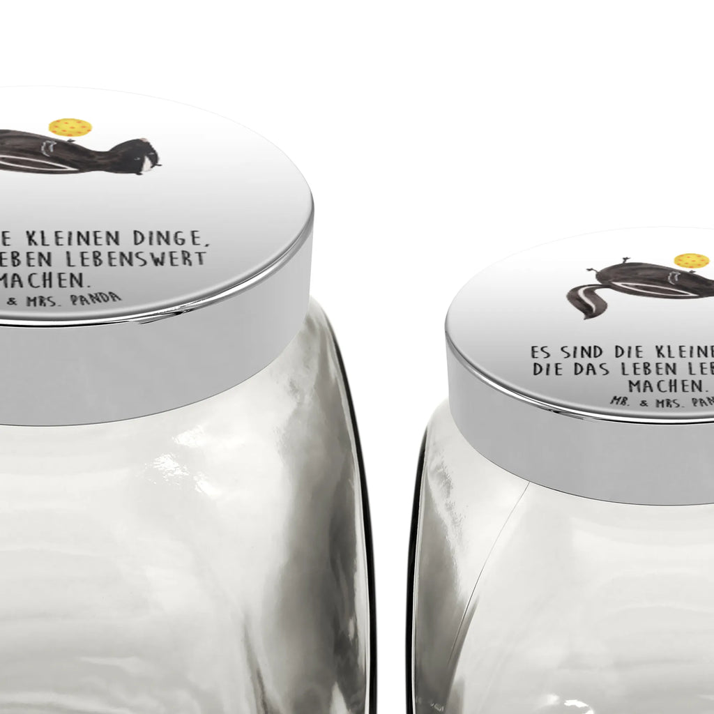 Candy Jar skunk ball Glasdose Für Bonbons, Geschenkglas Für Süßes, Süßigkeitenglas Mit Deckel, Bonbonglas Groß, Glas Für Gummibärchen, Glasdose Für Leckereien, Bonbonglas, Bonboniere, Bonbonglas Transparent, Naschdose, Glas Für Schokolade, Aufbewahrungsglas Für Süßes, Bonbonglas Klein, Naschglas, Bonbonbehälter, Bonbonglas Mit Deckel, Bonbonglas Für Kinder, Vorratsdose, Glas Für Naschereien, Bonbonglas Dekorativ, Glasbehälter Für Naschzeug, Bonbonglas Rund, Bonbonglas Küche, Bonbonglas Eckig, Bonbonglas Party, Deko Bonbonglas, Candyglas, Glas Für Bonbons, Bonbonglas Mit Schraubdeckel, Leckerliglas, Glas Für Naschkatzen, Aufbewahrung Leckerli, Bonbonglas Retro, Süßigkeitenglas, Vorratsglas Mit Deckel, Bonbonglas Glas Klar, Vorratsglas Für Süßigkeiten, Glas Für Lakritz, Bonbonglas Für Erwachsene, Bonbonglas Vintage, Bonbonglas Mit Korken, Stinktier, Skunk, Weisheit, Wildtier, Stinker, Stinki, verspielt, Raubtier