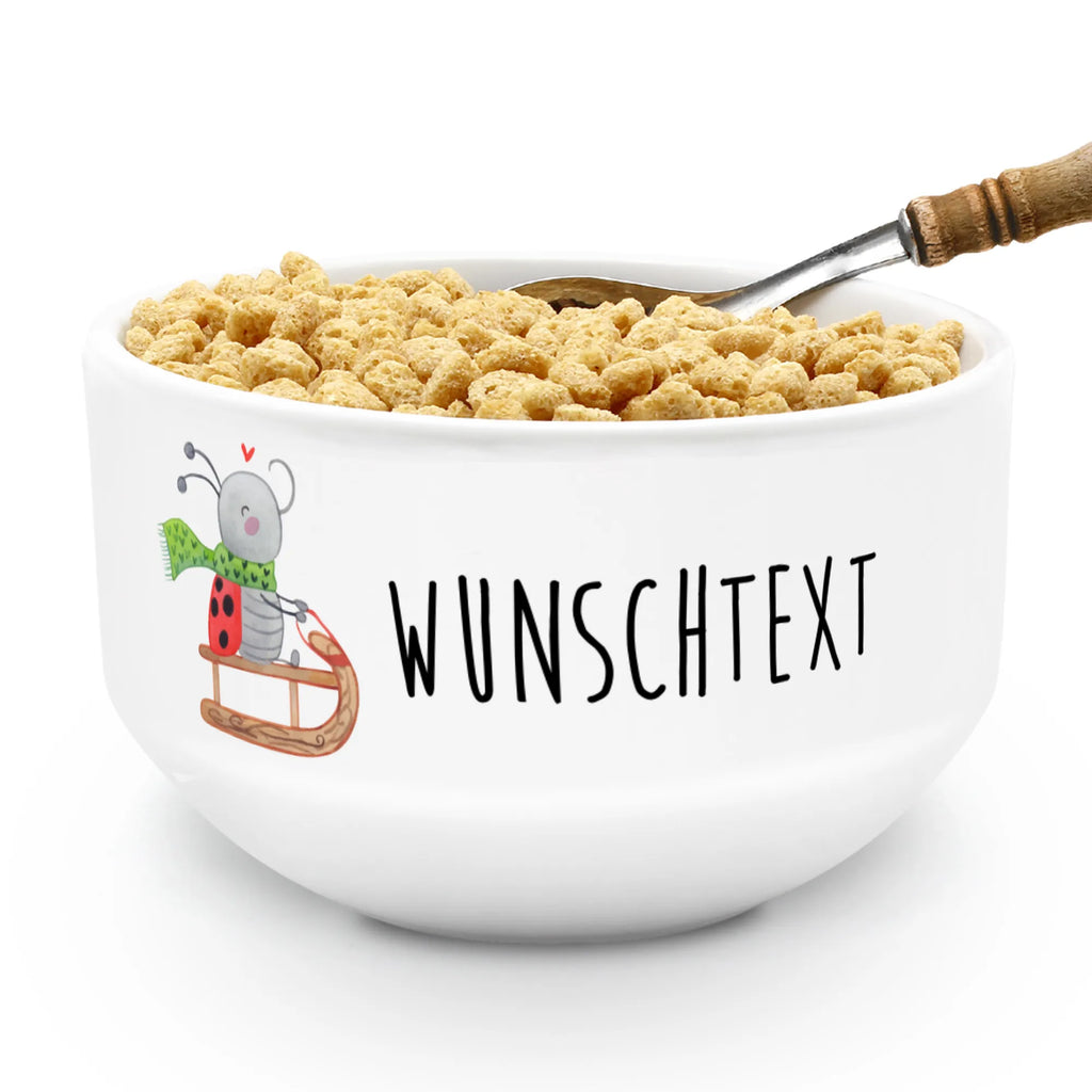Personalisierte Müslischale Smörle Rodeln Müs­lischale mit Namen, Salatschüssel, Müslischale, Personalisierte Müs­lischale, Große Müs­lischale mit Namen, Keramik Schüssel, Müs­lischale mit Text, Schüssel personalisieren, Personalisierte Schale, Müs­lischale personalisiert, Schale personalisieren, Müs­lischale Namen, Schüssel, Müs­lischale Name, Früstücksschüssel, Müslischüssel, Müs­lischale Spruch, Dessertschüssel, Snackschale, Porzellan Schale, Personalisierte Schüsseln, Suppenschüssel, Obstschale, Bedruckte Müs­lischale, Müs­lischale mit Name, Müs­lischale Geschenk, Winter, Weihnachten, Weihnachtsdeko, Nikolaus, Advent, Heiligabend, Wintermotiv, Schlittenfahren, Marzipan, Smörle