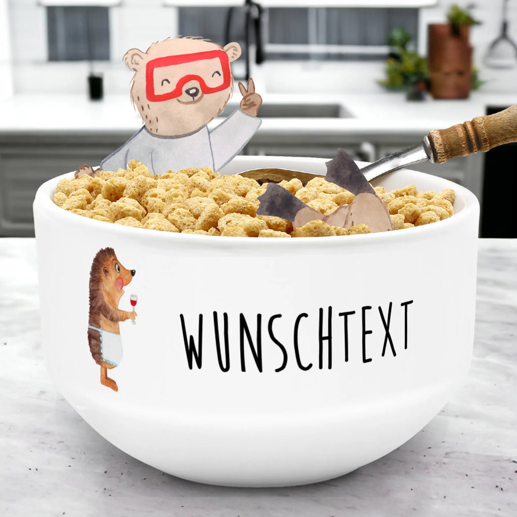 Personalisierte Müslischale Igel mit Wein Früstücksschüssel, Müs­lischale mit Name, Müslischüssel, Suppenschüssel, Müs­lischale mit Namen, Porzellan Schale, Bedruckte Müs­lischale, Personalisierte Schüsseln, Schüssel personalisieren, Keramik Schüssel, Müs­lischale Geschenk, Snackschale, Müs­lischale Spruch, Salatschüssel, Müslischale, Müs­lischale personalisiert, Dessertschüssel, Schale personalisieren, Personalisierte Schale, Schüssel, Obstschale, Müs­lischale Name, Große Müs­lischale mit Namen, Müs­lischale mit Text, Müs­lischale Namen, Personalisierte Müs­lischale, Tiermotive, Gute Laune, lustige Sprüche, Tiere, Geschenk Weintrinker, Geschenk Weinliebhaber, Wein Spruch, Igel, Wein trinken, Rotwein, Weinglas, Weißwein, Wein Deko
