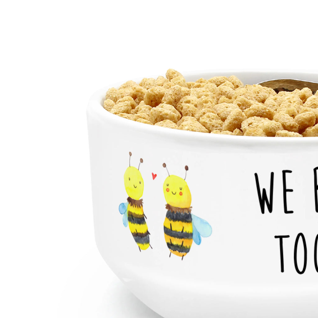 Müslischale Biene Verliebt Weiße Müslischalen, Salatschüssel, Müsli schalen, Müslischale, Früstücksschüssel, Müslischale mit Spruch, Müslischale lustig, Snackschale, Müslischalen bunt, Porzellan Schale, Obstschale, Müslischale Keramik, Dessertschüssel, Keramik Müslischale, Schöne Müslischalen, Keramik Schüssel, Bunte Müslischalen, Frühstücksschalen, Suppenschüssel, Müsli schale, Müslischale Porzellan, Schüssel, Müslischüssel, Biene, Wespe, Hummel
