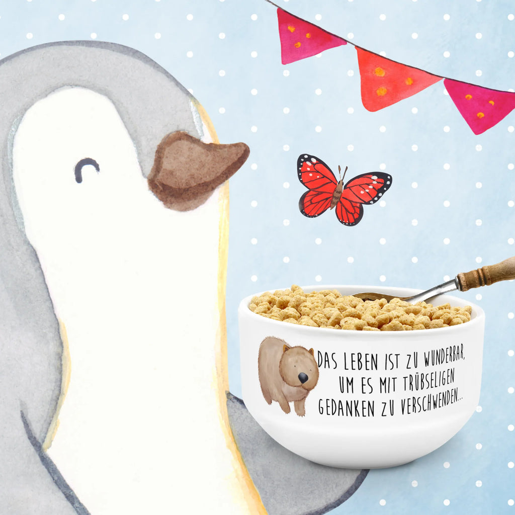 Müslischale Wombat Obstschale, Snackschale, Müslischale Keramik, Müslischalen bunt, Frühstücksschalen, Schüssel, Müslischale mit Spruch, Früstücksschüssel, Salatschüssel, Müsli schale, Müsli schalen, Müslischale Porzellan, Schöne Müslischalen, Bunte Müslischalen, Suppenschüssel, Keramik Müslischale, Dessertschüssel, Porzellan Schale, Müslischüssel, Weiße Müslischalen, Müslischale, Keramik Schüssel, Müslischale lustig, Tiermotive, Gute Laune, lustige Sprüche, Tiere, Das Leben ist schön, Spruch, Motivation, Wombat, Australien