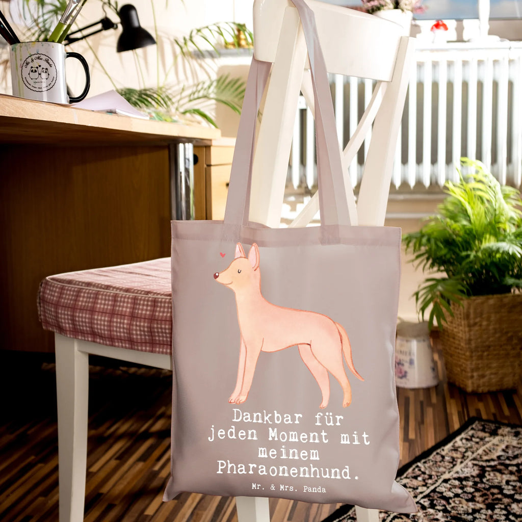 Tote bag Pharaoh Hound Moment Stofftasche, Shopper, Einkaufstüte, Beuteltasche, Jutetasche, Strandtasche, Laptoptasche, Jutebeutel, Beutel, Schultertasche, Tragetasche, Badetasche, Einkaufstasche, Umhängetasche, Stoffbeutel, Tasche, Hund, Hunderasse, Rassehund, Hundebesitzer, Geschenk, Tierfreund, Schenken, Welpe, Kelb tal-Fenek, Pharaonenhund, Pharaoh Hound