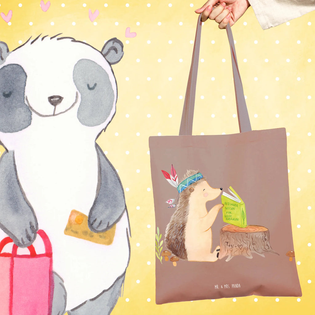 Torba jeż Ozdoba z piór textiltasche, Uni Tasche, Baumwollbeutel, Stoffbeutel, campus tasche, tragetasche baumwolle, Jutetasche, einkaufstasche baumwolle, Schultasche, freizeitbeutel, einkaufsshopper, Einkaufstüte, Unitasche, canvas tasche, Baumwolltasche, Shopping Tasche, totebag, textilbeutel, Beutel, studententasche, Schultertasche, Laptoptasche, Shopper, Freizeittasche, stoff shopper, Tragetasche, henkeltasche baumwolle, schulterbeutel, Strandtasche, Jutebeutel, schultertasche baumwolle, Stofftasche, Einkaufsbeutel, Tüte, Einkaufstasche, dokumententasche, Henkeltasche, Tote Bag, universaltasche, tragbeutel, umhängetasche baumwolle, Tasche, umhängebeutel, Umhängetasche, Alltagstasche, baumwoll shopper, Büchertasche, Schulbeutel, Tiere, Waldtiere, Abenteuer, Camping, Lagerfeuer, Igel, Indianer