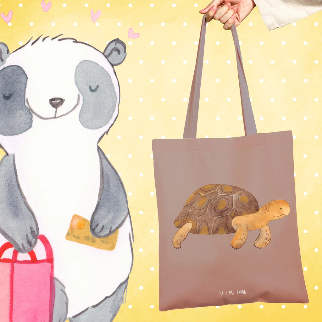 Tragetasche Schildkröte Marschieren dokumententasche, Jutetasche, henkeltasche baumwolle, Stoff-Tragetasche, Henkeltasche, totebag, Freizeittasche, Schultasche, Beutel, Tasche, Schulbeutel, umhängetasche baumwolle, Jutebeutel, Einkaufstasche, festivaltasche, Shopping Tasche, umhängebeutel, canvas tasche, Tote Bag, universaltasche, Baumwoll-Shopper, Baumwollbeutel, einkaufsshopper, Einkaufsbeutel, Büchertasche, campus tasche, Tüte, Uni Tasche, schultertasche baumwolle, Baumwoll-Tragetasche, Schultertasche, stoff shopper, tragbeutel, tragetasche baumwolle, Stofftasche, Unitasche, schulterbeutel, Alltagstasche, Shopper, Umhängetasche, Laptoptasche, textiltasche, beutel baumwolle, festival tasche, baumwoll shopper, Stoffbeutel, Einkaufstüte, freizeitbeutel, stofftasche baumwolle, tasche baumwolle, textilbeutel, einkaufstasche baumwolle, studententasche, Baumwolltasche, Tragetasche, Strandtasche, Urlaub, Meerestiere, Meer, Neustart, Motivation, Get Lost, Abenteuer, Reiselust, Schildkröten, Inspiration, Schildkröte, Lieblingsmensch