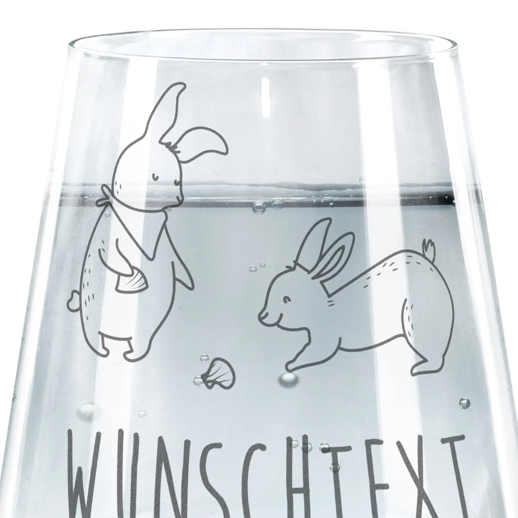 Personalisiertes Trinkglas Hasen Muschel Stapelbares Glas Mit Gravur, Glas Für Saft Mit Namen, Trinkglas Für Zuhause Mit Namen, Personalisiertes Trinkglas, Spülmaschinenfestes Glas Mit Gravur, Glas Für Wasser Mit Gravur, Trinkglas Groß Mit Wunschgravur, Becherglas Mit Namen, Glas Für Erwachsene Mit Wunschtext, Glas Mit Liebevoller Gravur, Buntes Glas Mit Wunschtext, Allzweckglas Mit Namen, Glas Mit Text, Glas Mit Namen, Wasserglas Mit Gravur, Trinkglas Selbst Gestalten, Glasbecher Mit Gravur, Trinkglas Mit Initialen, Trinkglas Klein Mit Namen, Borosilikatglas Mit Namen, Geschenkglas Mit Namen, Tischglas Mit Wunschgravur, Trinkglas Mit Personalisierung, Trinkglas Aus Kristall Mit Gravur, Glas Für Gäste Mit Gravur, Persönliches Trinkglas, Trinkglas Mit Namen, Glas Mit Gravur, Saftglas Mit Wunschtext, Trinkglas Mit Wunschgravur, Trinkglas Mit Wunschtext, Glas Klar Mit Gravur, Hitzebeständiges Trinkglas Mit Gravur, Designglas Mit Wunschtext, Glas Für Feierlichkeiten Mit Gravur, Familie, Vatertag, Muttertag, Bruder, Schwester, Mama, Papa, Oma, Opa, BFF, Freundinnen, beste Freundin, best friends, Hasen, Freundin, Muscheln, Muscheln sammeln, Meer
