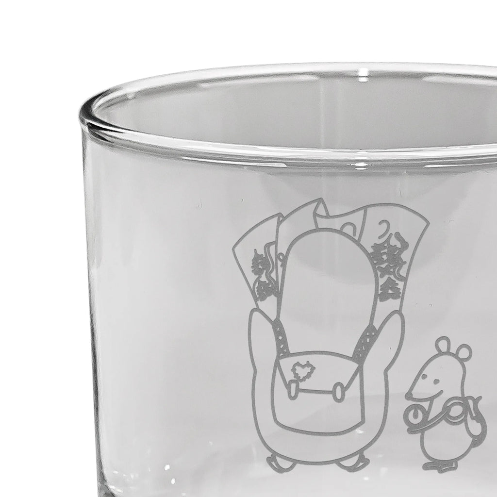 Personalisiertes Whiskey Glas Pinguin & Maus Wanderer Whiskeylgas, Whiskeyglas mit Spruch, Whiskey Glas mit Gravur, Whiskey Glas mit Sprüchen, Whiskey Glas, Pinguin, Abenteurer, Abenteuer, Wanderlust, Ausflug, Roadtrip, wandern, Pinguine