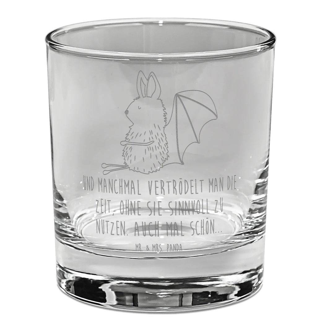 Whiskey Glas Fledermaus Sitzen Whiskey Glas mit Sprüchen, Whiskey Glas mit Gravur, Whiskey Tumbler, Whiskey Glas, Whiskeyglas mit Spruch, Whiskyglas mit Gravur, Whiskygläser, Edle Whiskygläser, Gravur Whiskyglas, Whisky Gläser, Whiskeylgas, Tiermotive, Gute Laune, lustige Sprüche, Tiere, entspannen, Motivation, Fledermäuse, Fledermaus
