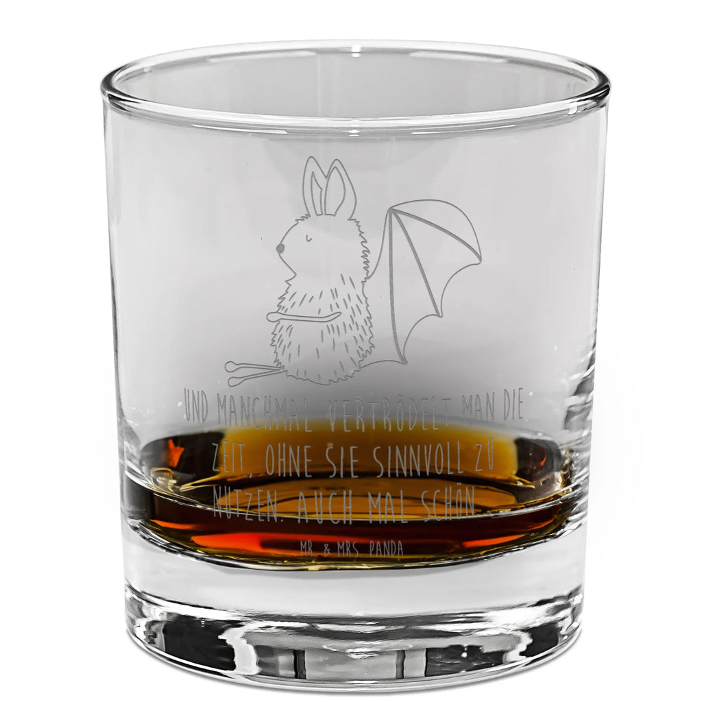 Whiskey Glas Fledermaus Sitzen Whiskey Glas mit Sprüchen, Whiskey Glas mit Gravur, Whiskey Tumbler, Whiskey Glas, Whiskeyglas mit Spruch, Whiskyglas mit Gravur, Whiskygläser, Edle Whiskygläser, Gravur Whiskyglas, Whisky Gläser, Whiskeylgas, Tiermotive, Gute Laune, lustige Sprüche, Tiere, entspannen, Motivation, Fledermäuse, Fledermaus